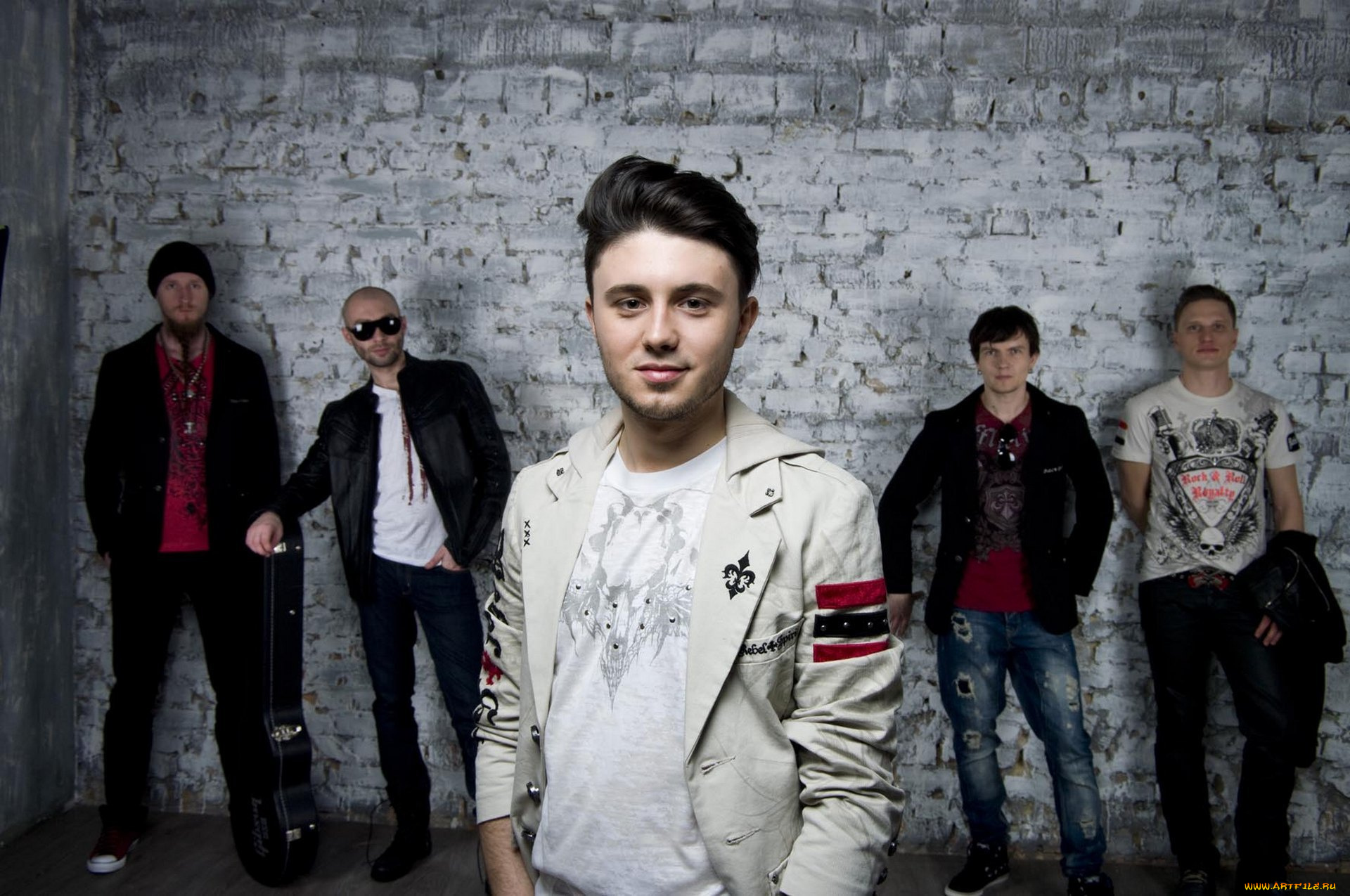 антитела, музыка, тарас, тополя, сергей, вусык, виктор, раевский, никита, Чухриенко, денис, швец, группа, рок, поп, парни, music, rock, pop, стена