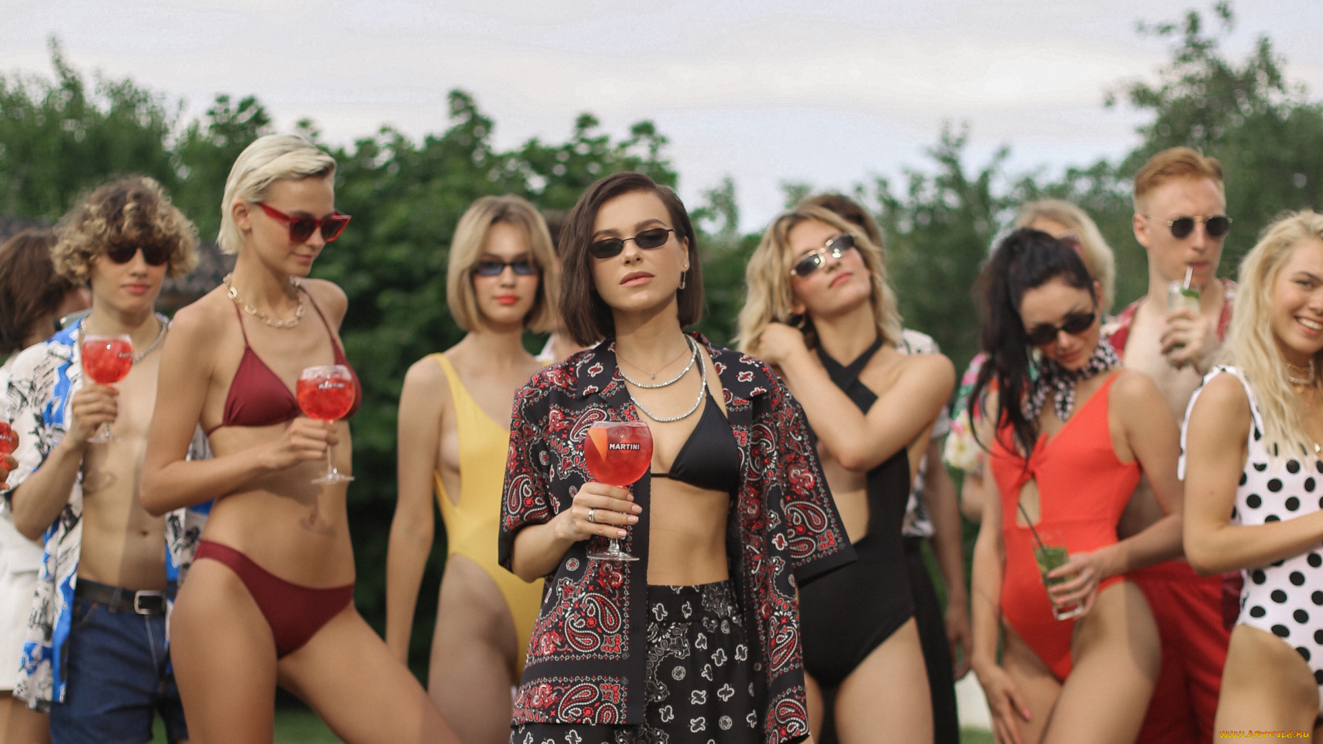 разное, знаменитости, очки, купальники, бокалы, девушки, лена, темникова
