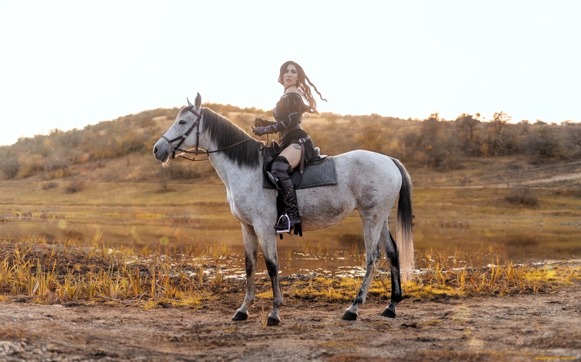 девушки, ольга, кожевникова, , lady, bell, образ, косплей, наряд, костюм, всадница, лошадь, горы, болото