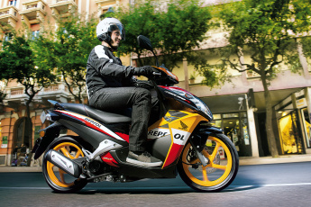 Картинка мотоциклы мотороллеры honda