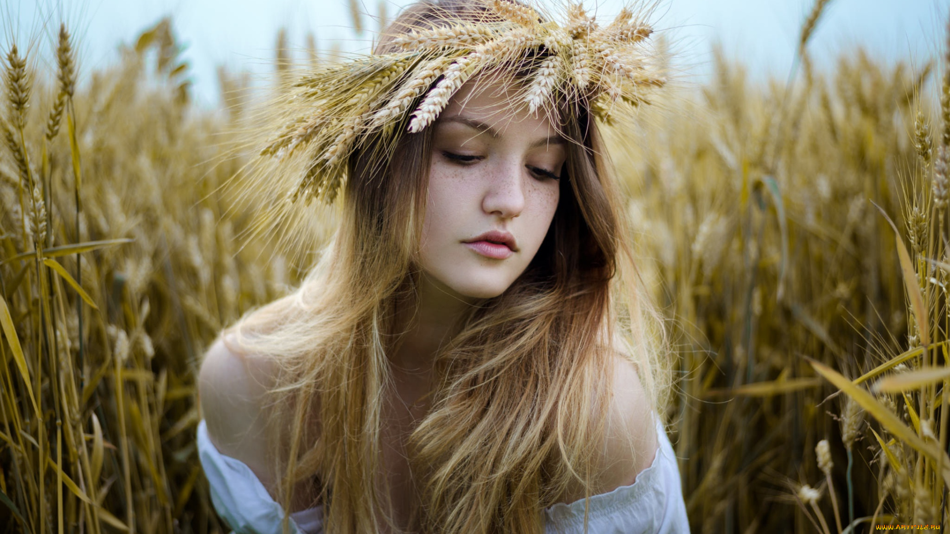 сексуальная, девушка, девушки, -, лица, , портреты, девушка, женщина, шатенка, темноволосая, сексуальная, модель, звезда, позирует, разная, обувь, верхняя, стильная, одежда, нижнее, эротическое, бельё, трусы, лифчик, колготки, чулки, аксессуары, макияж, и, множество, элементов, на, фотографии