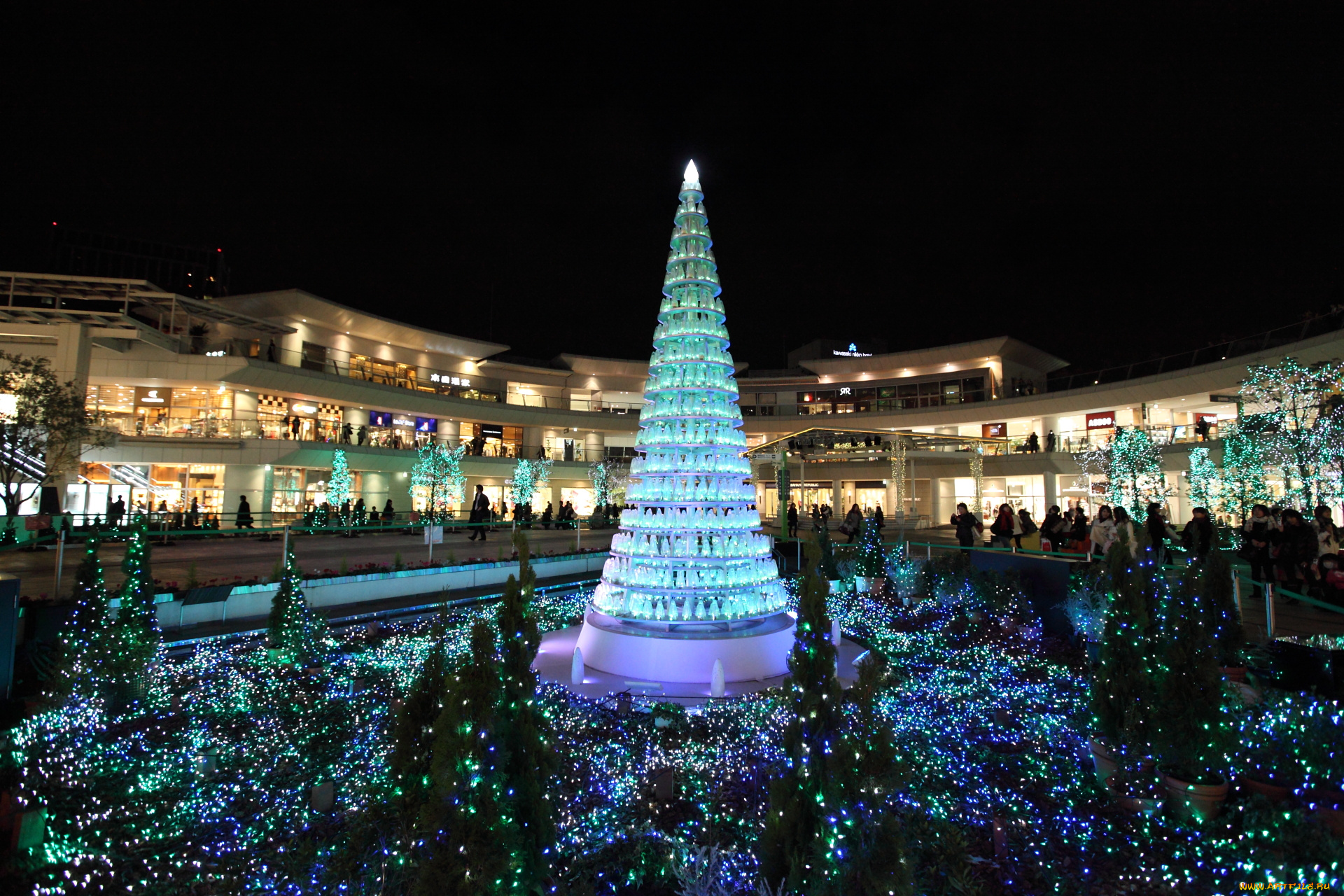 праздничные, Ёлки, площадь, иллюминация