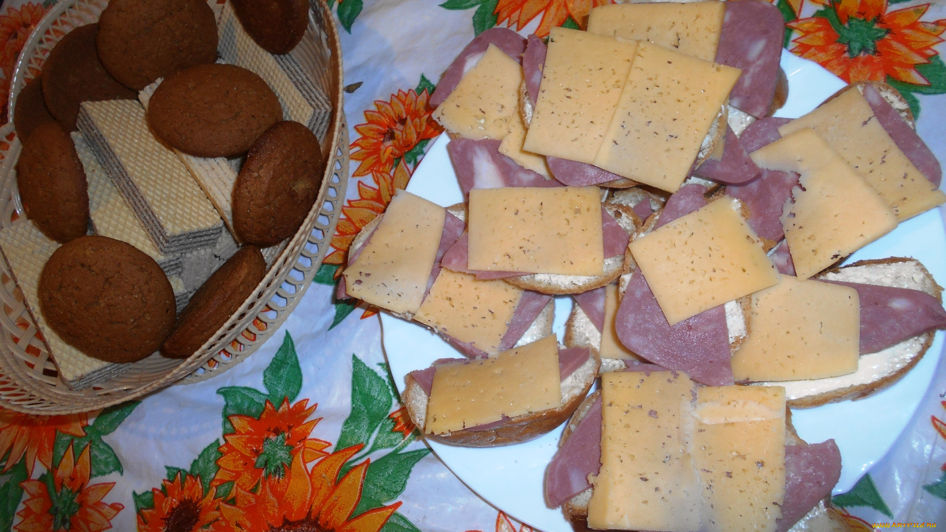 еда, бутерброды, , гамбургеры, , канапе, хлеб, колбаса, печенье, вафли, сыр