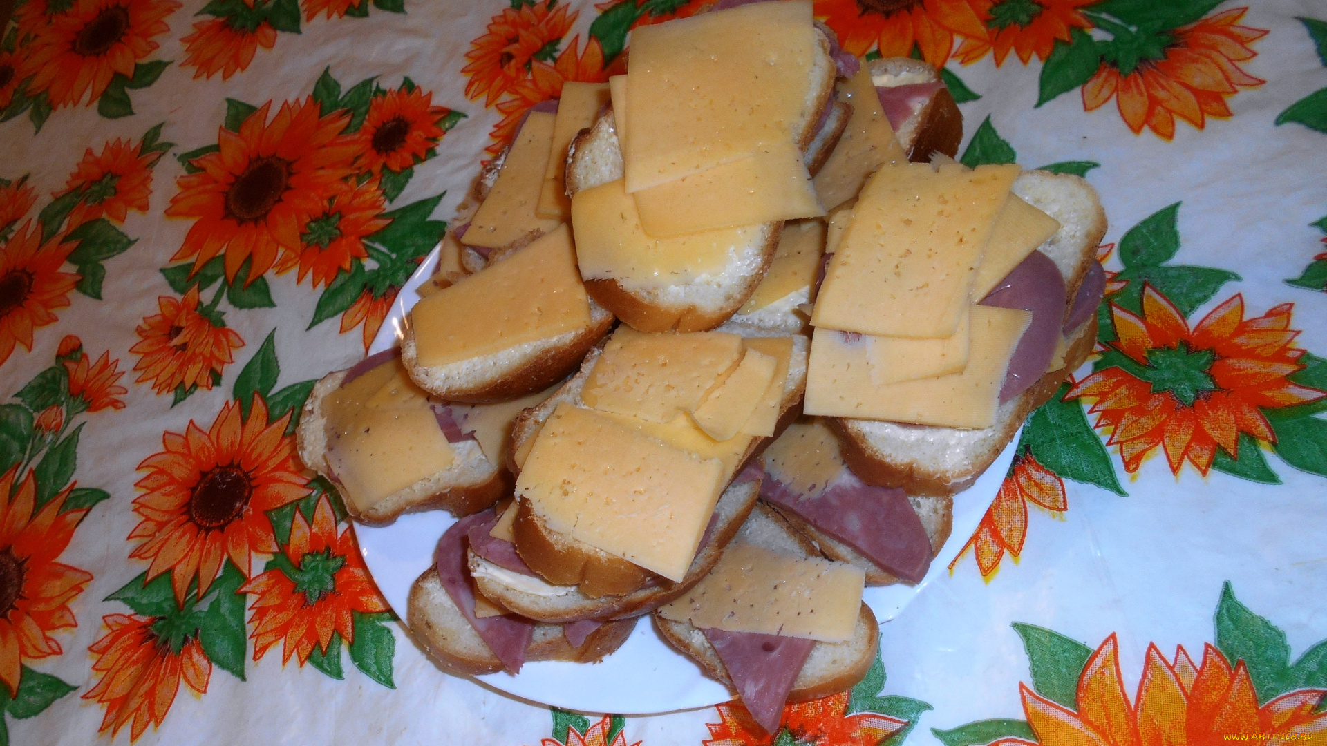 еда, бутерброды, , гамбургеры, , канапе, колбаса, хлеб, сыр