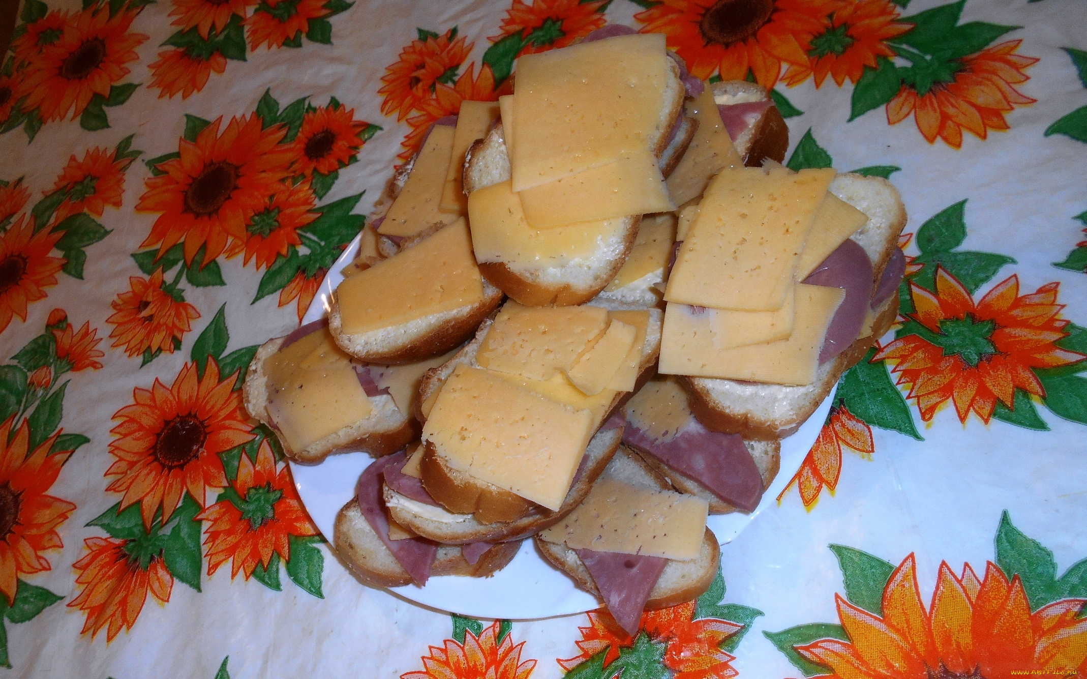 еда, бутерброды, , гамбургеры, , канапе, колбаса, хлеб, сыр