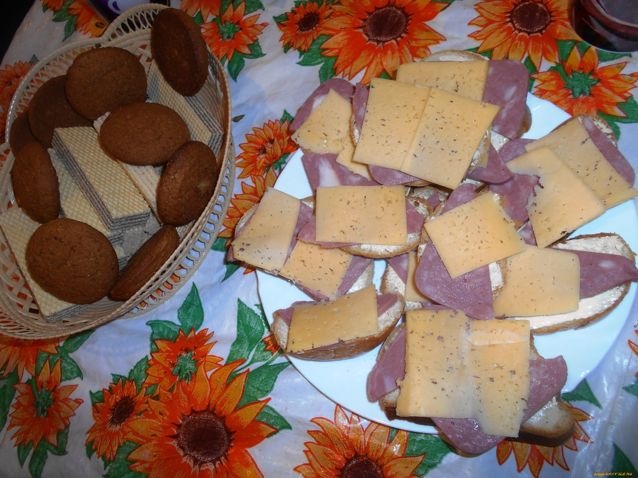 еда, бутерброды, , гамбургеры, , канапе, хлеб, колбаса, печенье, вафли, сыр