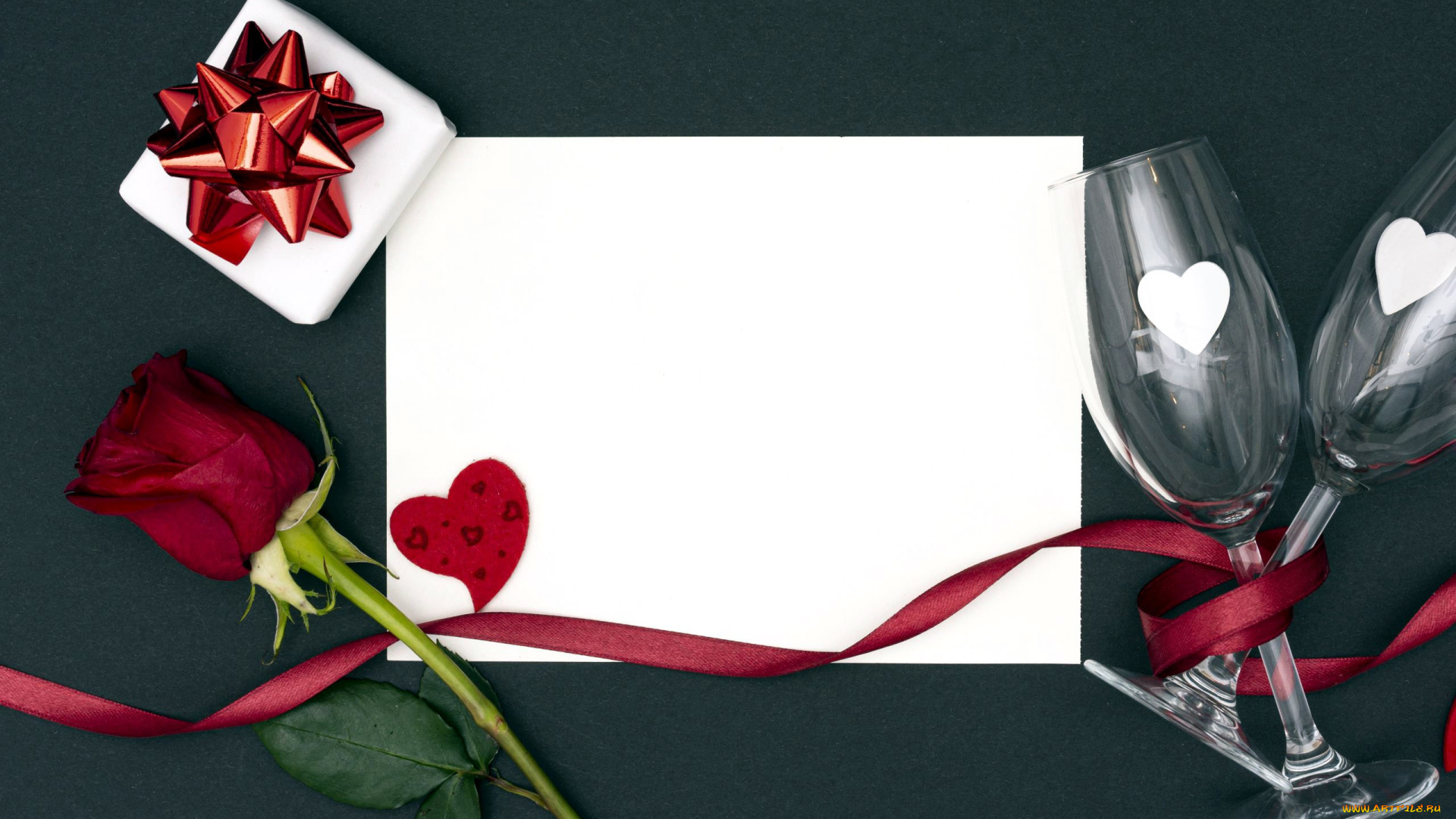 праздничные, день, святого, валентина, , сердечки, , любовь, роза, бокалы, подарок, сердечки