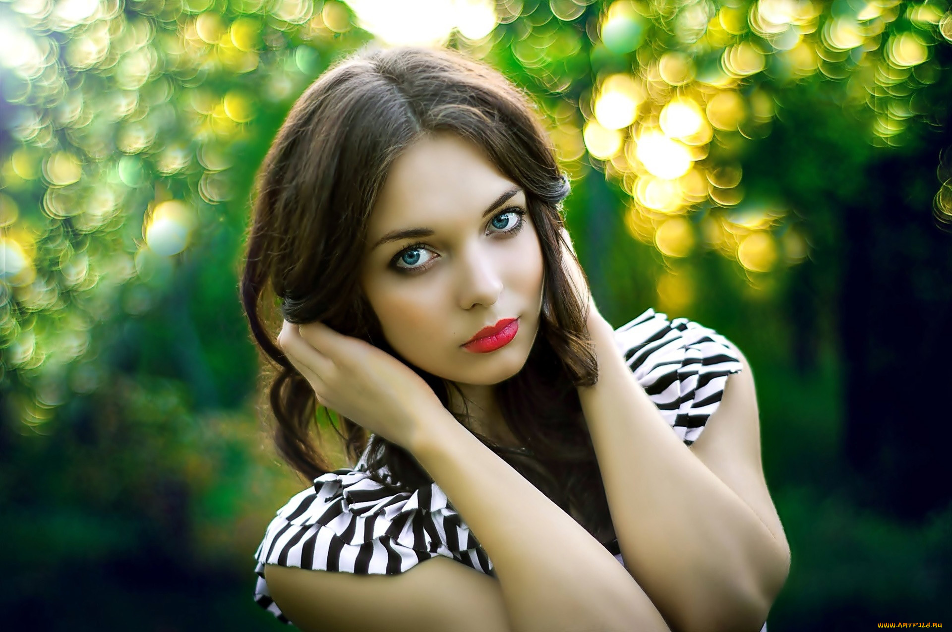 девушки, -, брюнетки, , шатенки, декольте, брюнетка, взгляд, жест, алая, помада