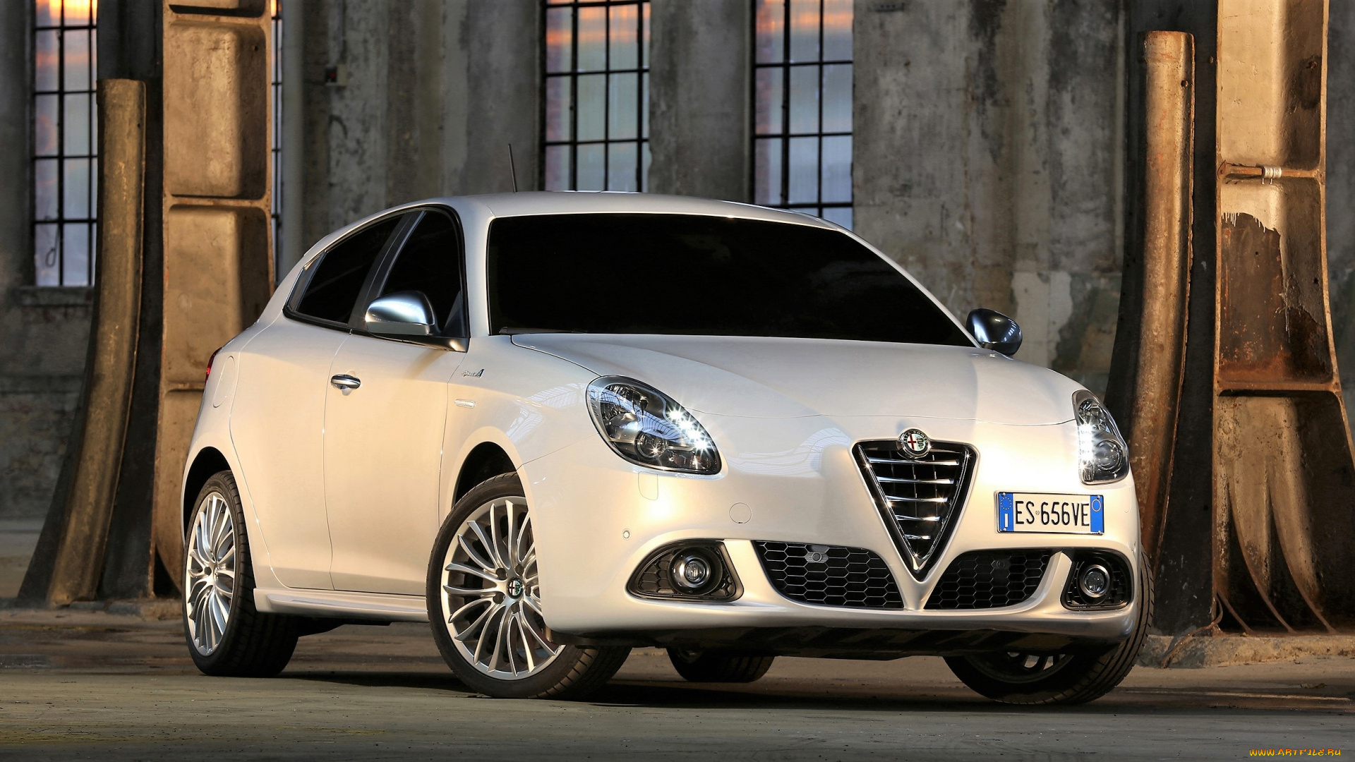 alfa, romeo, giulietta, sportiva, 2014, автомобили, alfa, romeo, белый, помещение