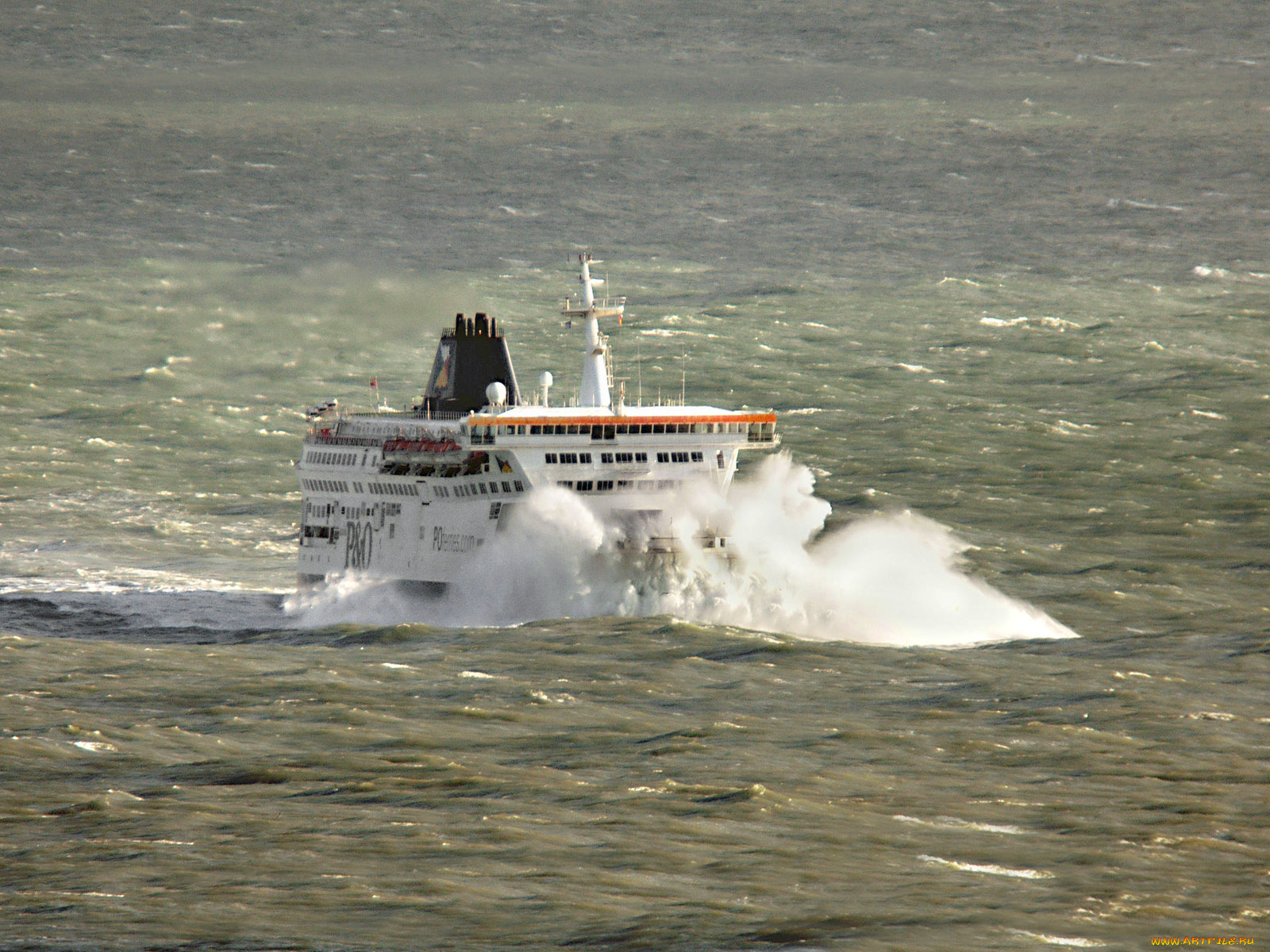 корабли, лайнеры