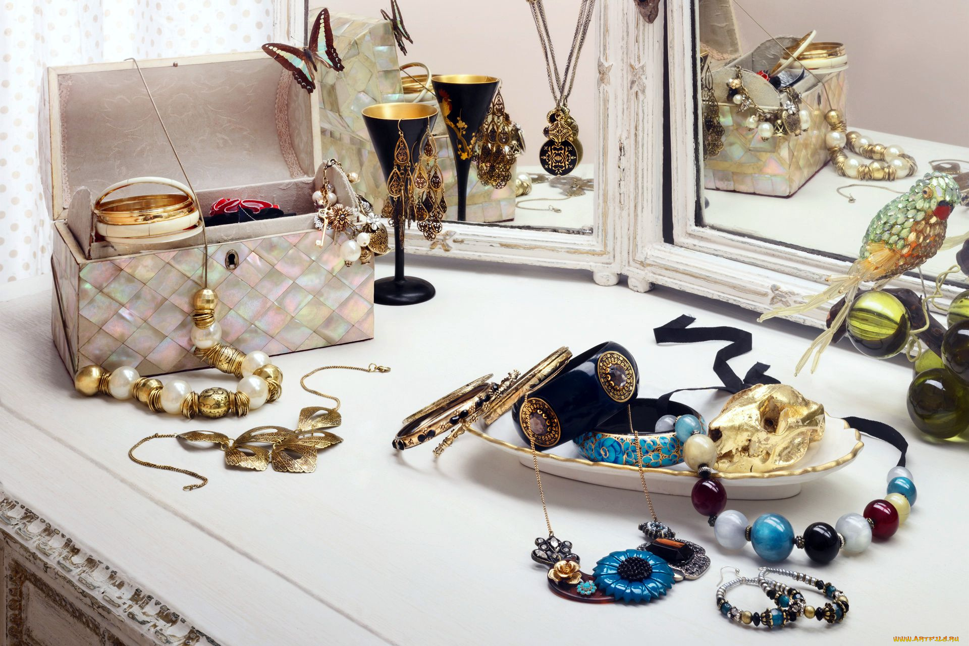 разное, украшения, аксессуары, веера, браслеты, колье, зеркало