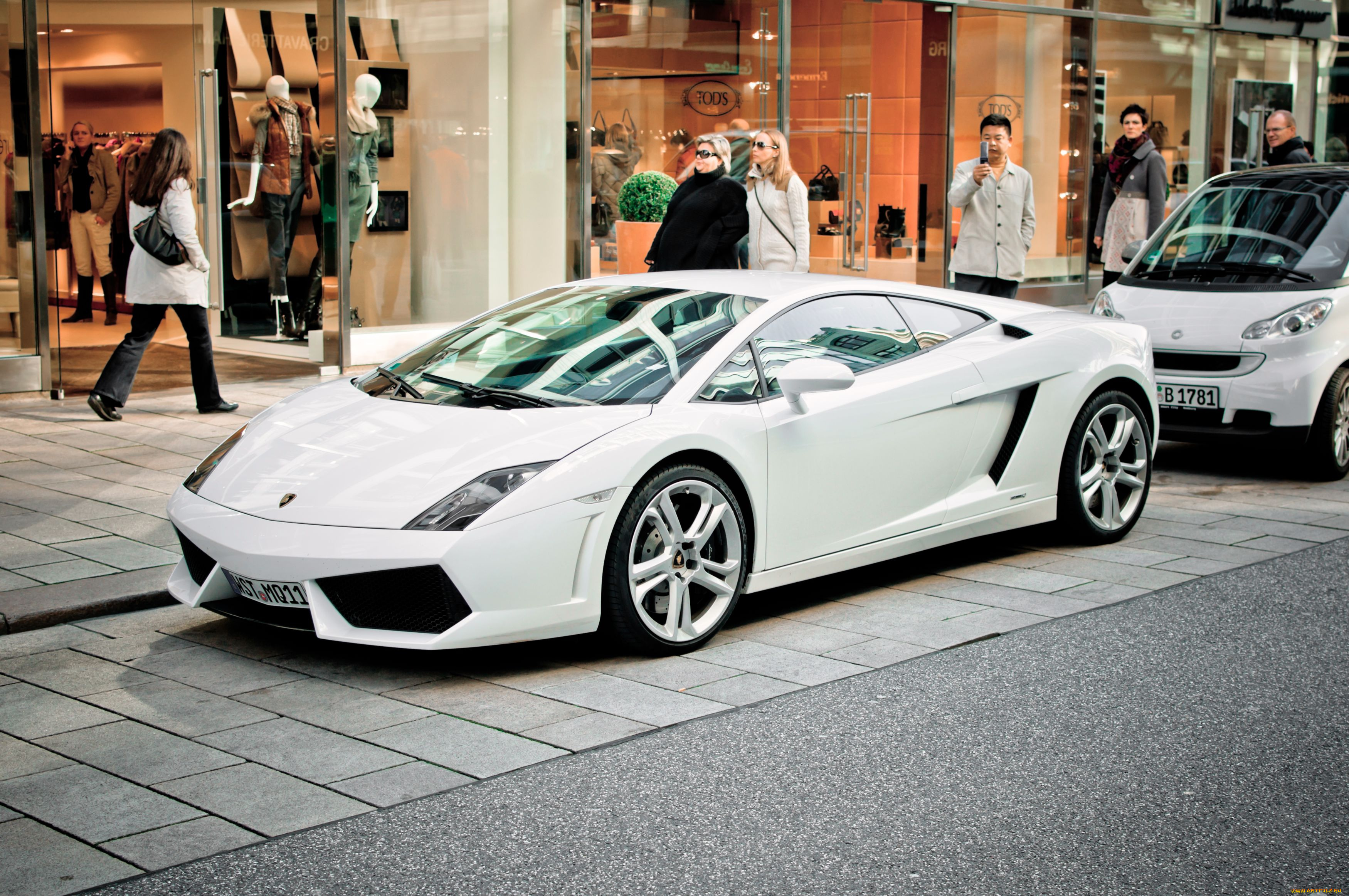 автомобили, выставки, уличные, фото, ламборджини, бутик, улица