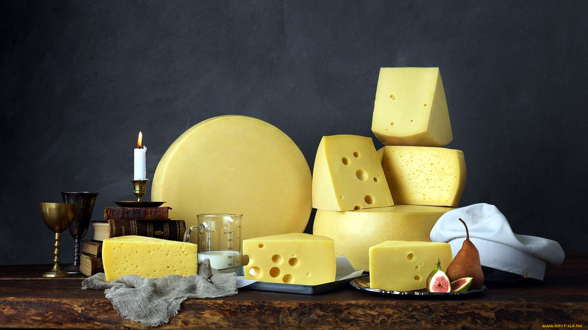 еда, сырные, изделия, инжир, книги, свеча, ассорти, сыр