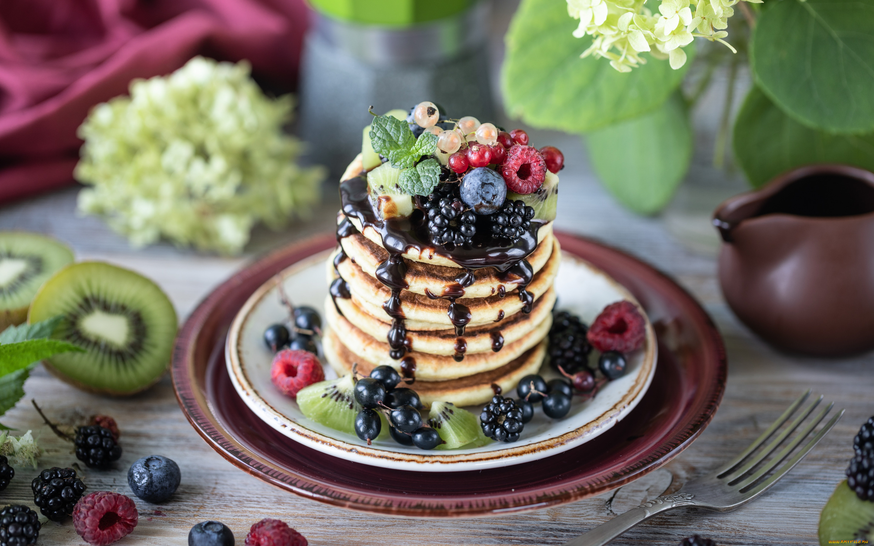 еда, блины, , оладьи, ягоды, шоколад, тарелка, блинчики