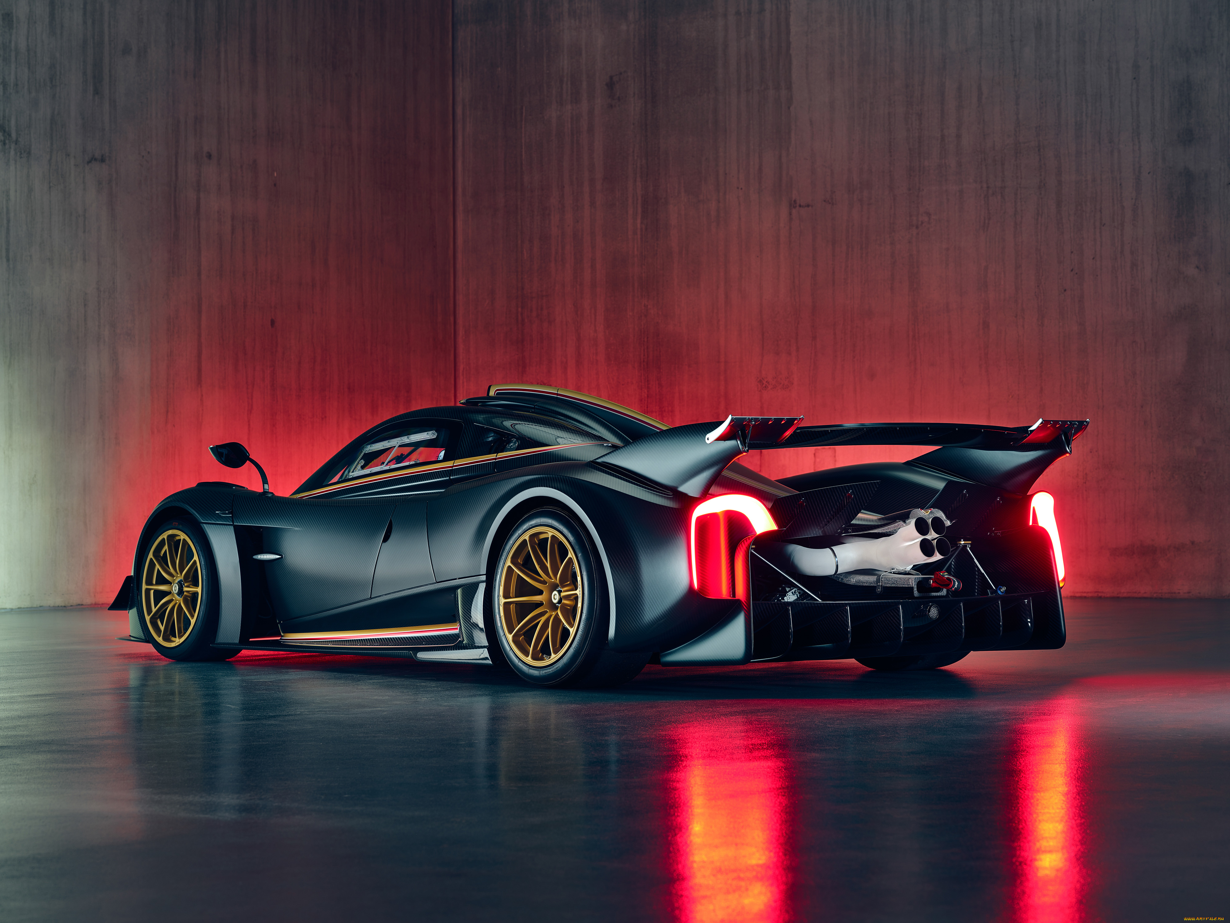 автомобили, pagani