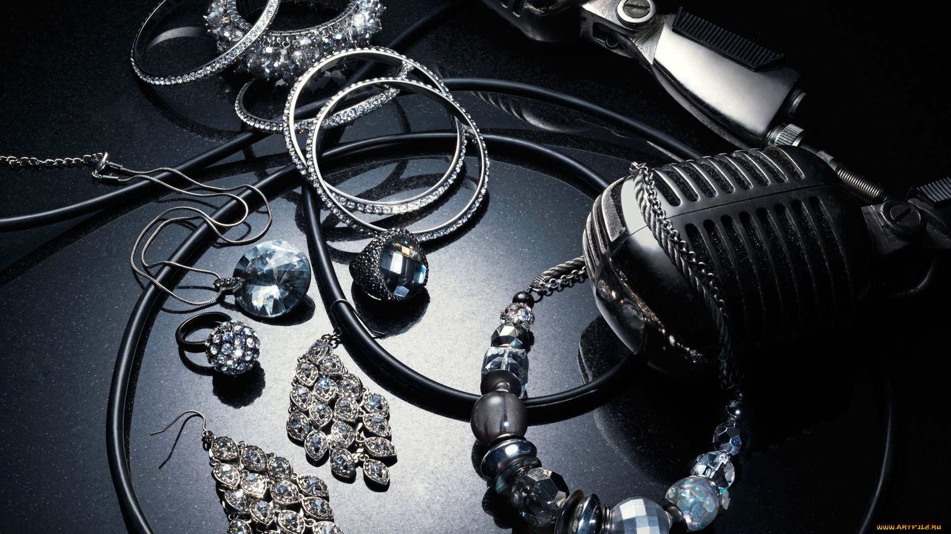 разное, украшения, аксессуары, веера, браслет, серьги, кулон, микрофон