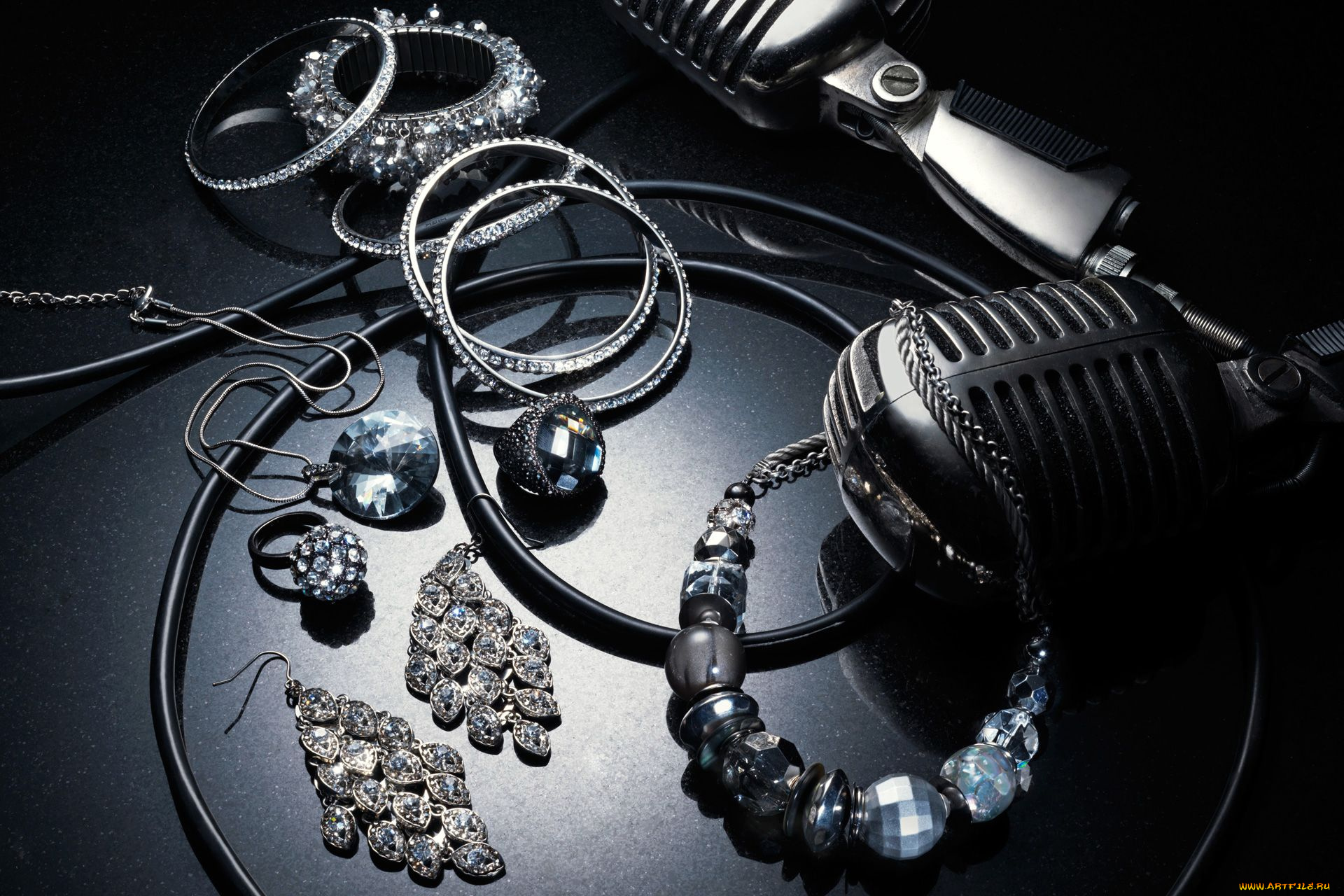 разное, украшения, аксессуары, веера, браслет, серьги, кулон, микрофон