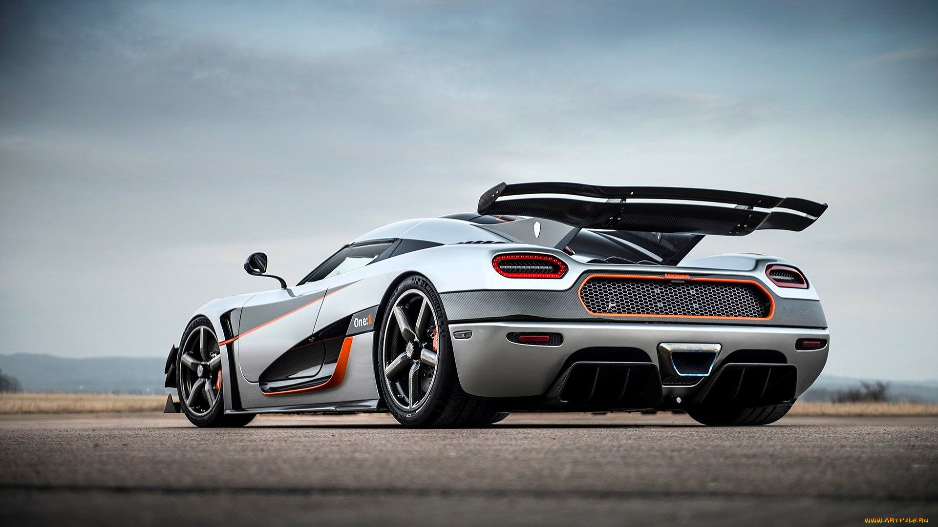 koenigsegg, agera, автомобили, koenigsegg, белый, площадка, небо