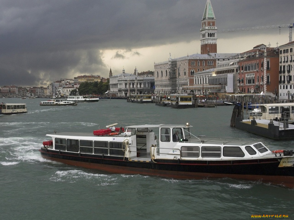 корабли, порты, причалы