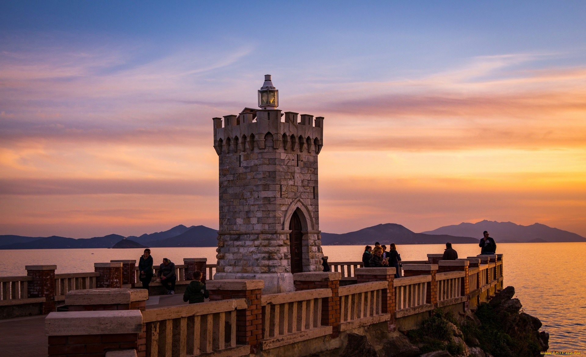 природа, маяки, море, закат, люди