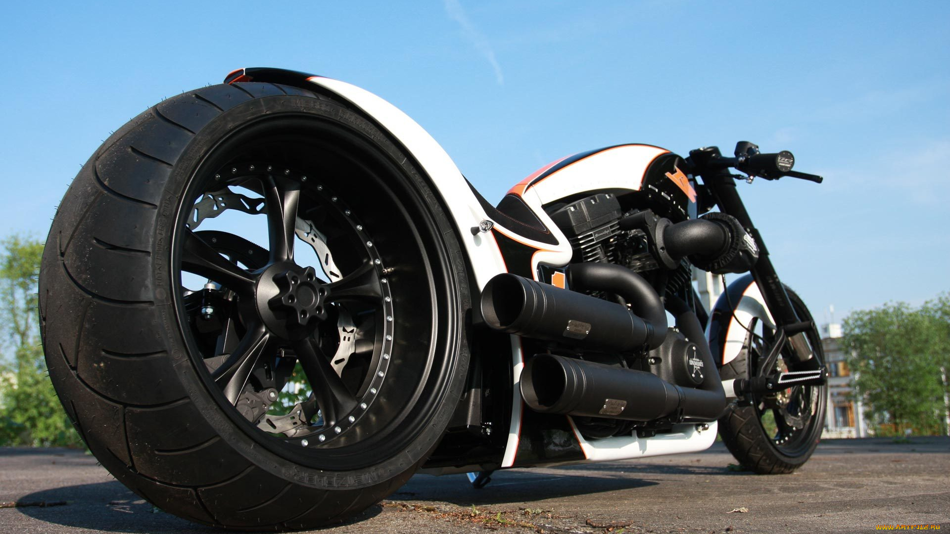 мотоциклы, customs, кастомизированный, тюнингованый, мотоцикл, крутой, байк, железный, конь, который, даёт, свободу, ветер, в, лицо, и, волосы, по, ветру