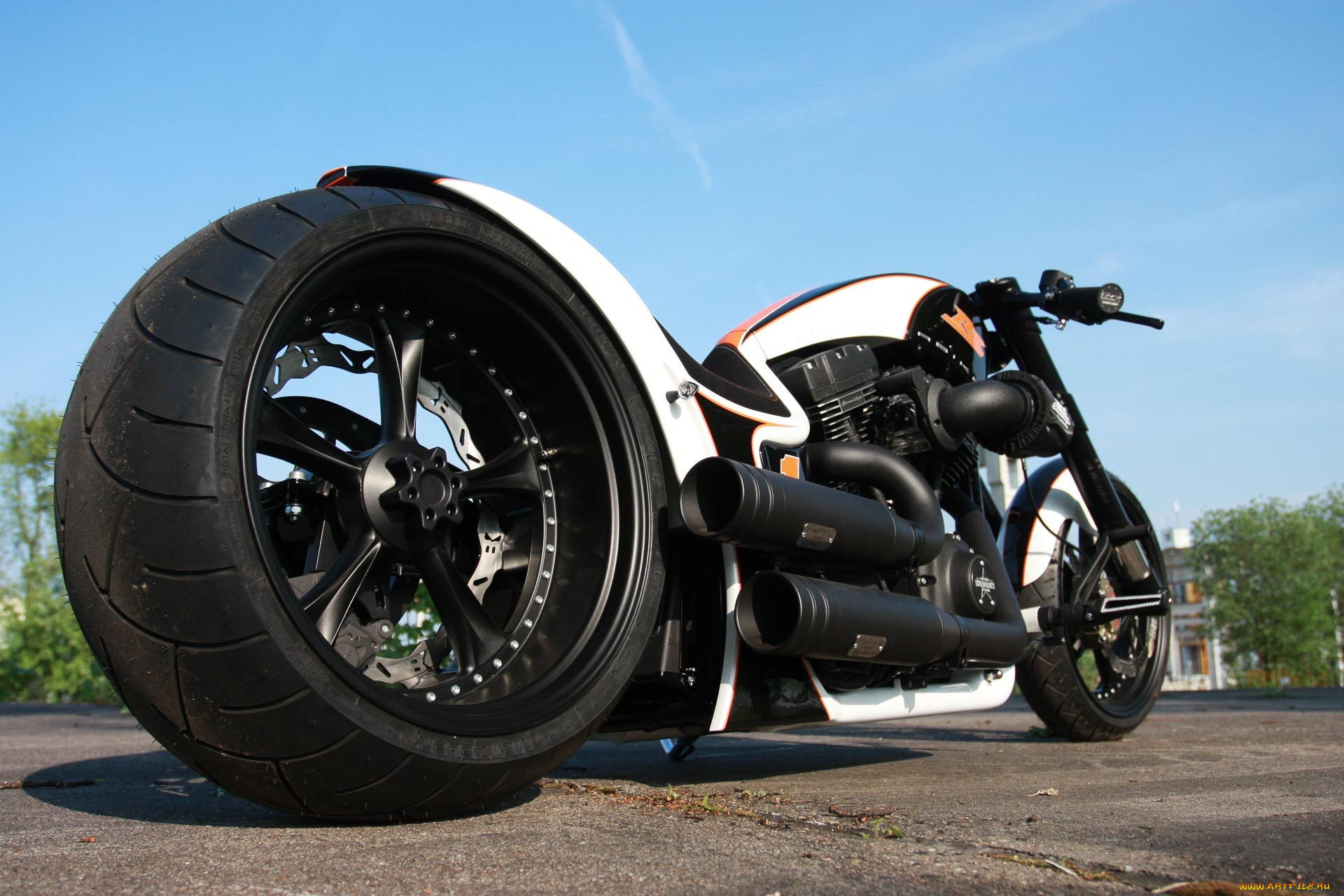 мотоциклы, customs, кастомизированный, тюнингованый, мотоцикл, крутой, байк, железный, конь, который, даёт, свободу, ветер, в, лицо, и, волосы, по, ветру