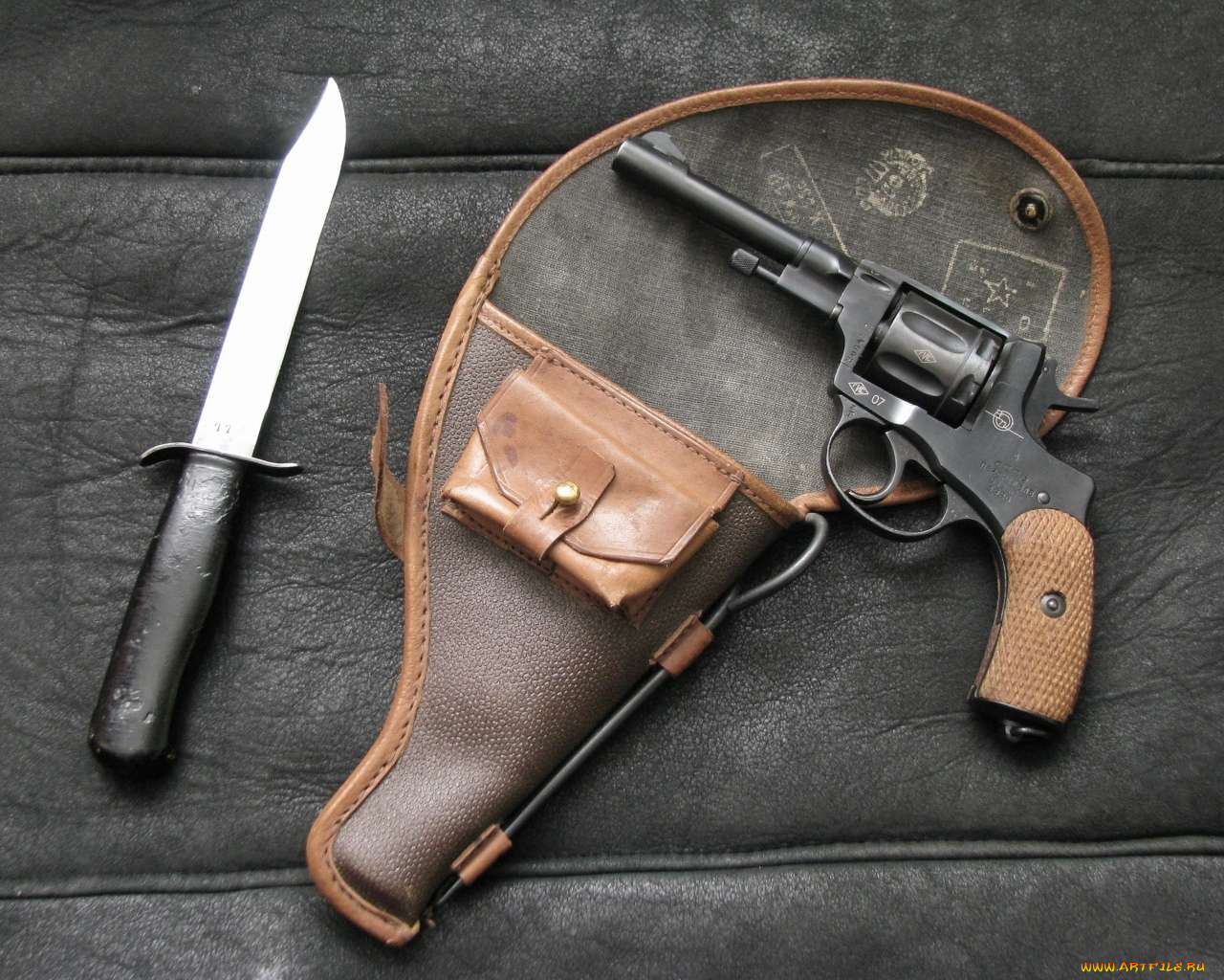 оружие, револьверы
