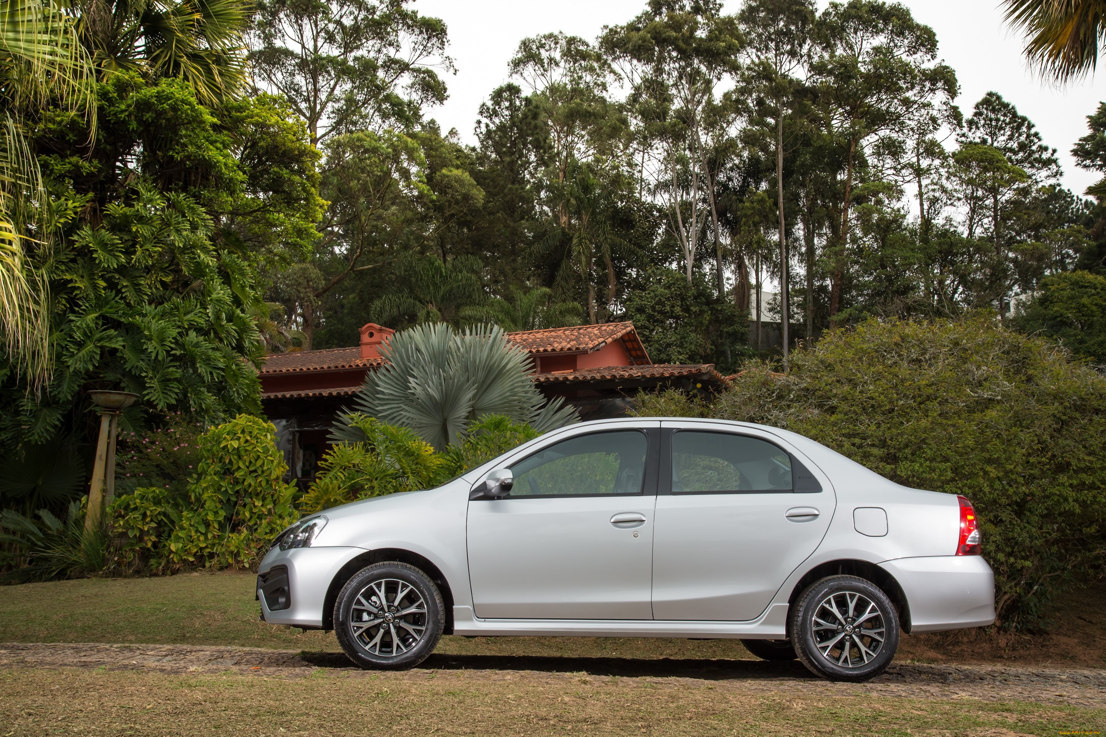 автомобили, toyota, etios, platinum, hatchback, latam, 2016г