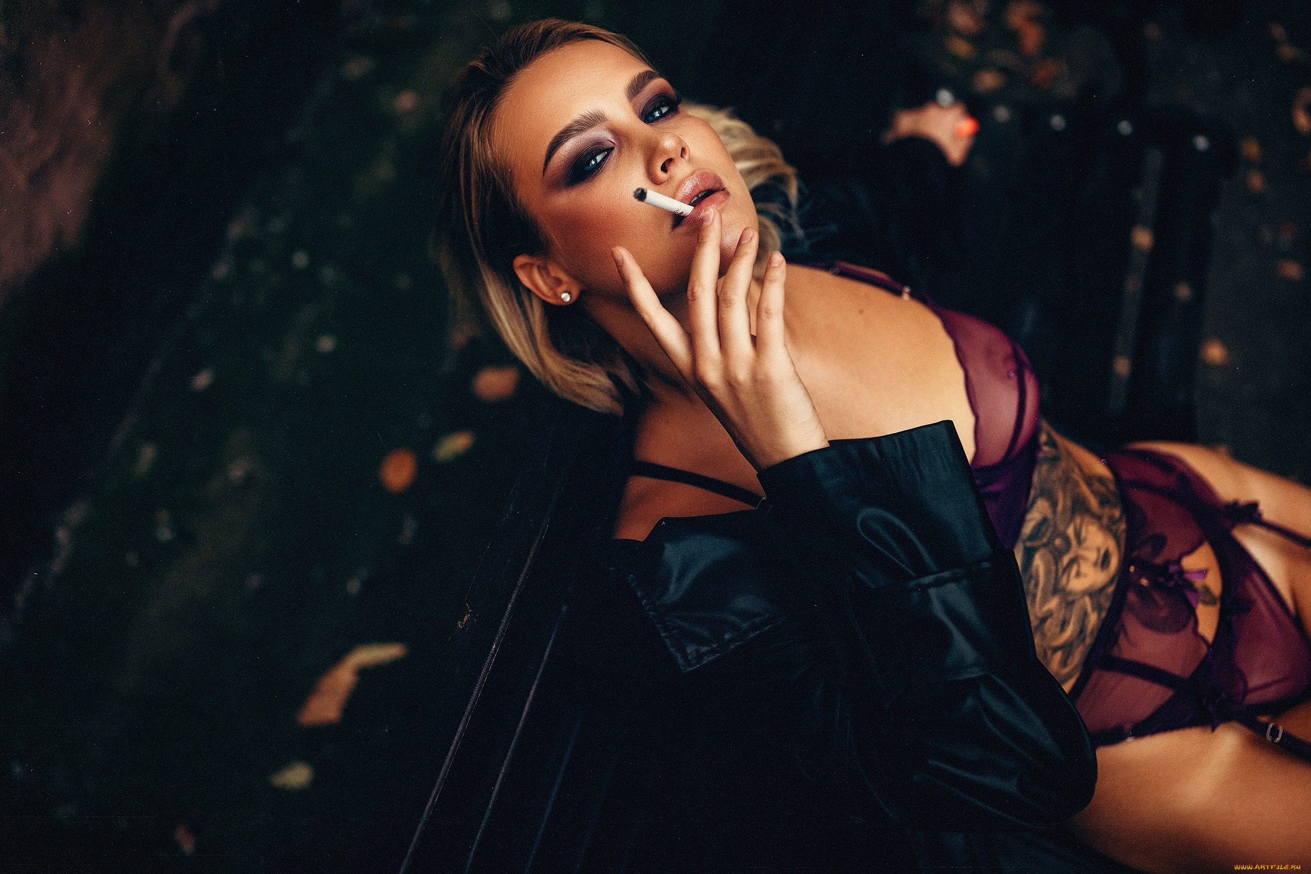 сексуальная, девушка, девушки, -, брюнетки, , шатенки, девушка, женщина, шатенка, темноволосая, сексуальная, модель, звезда, позирует, попа, грудь, ножки, разная, обувь, верхняя, стильная, одежда, нижнее, эротическое, бельё, трусы, лифчик, колготки, чулки, аксессуары, макияж, и, множество, элементов, на, фотографии