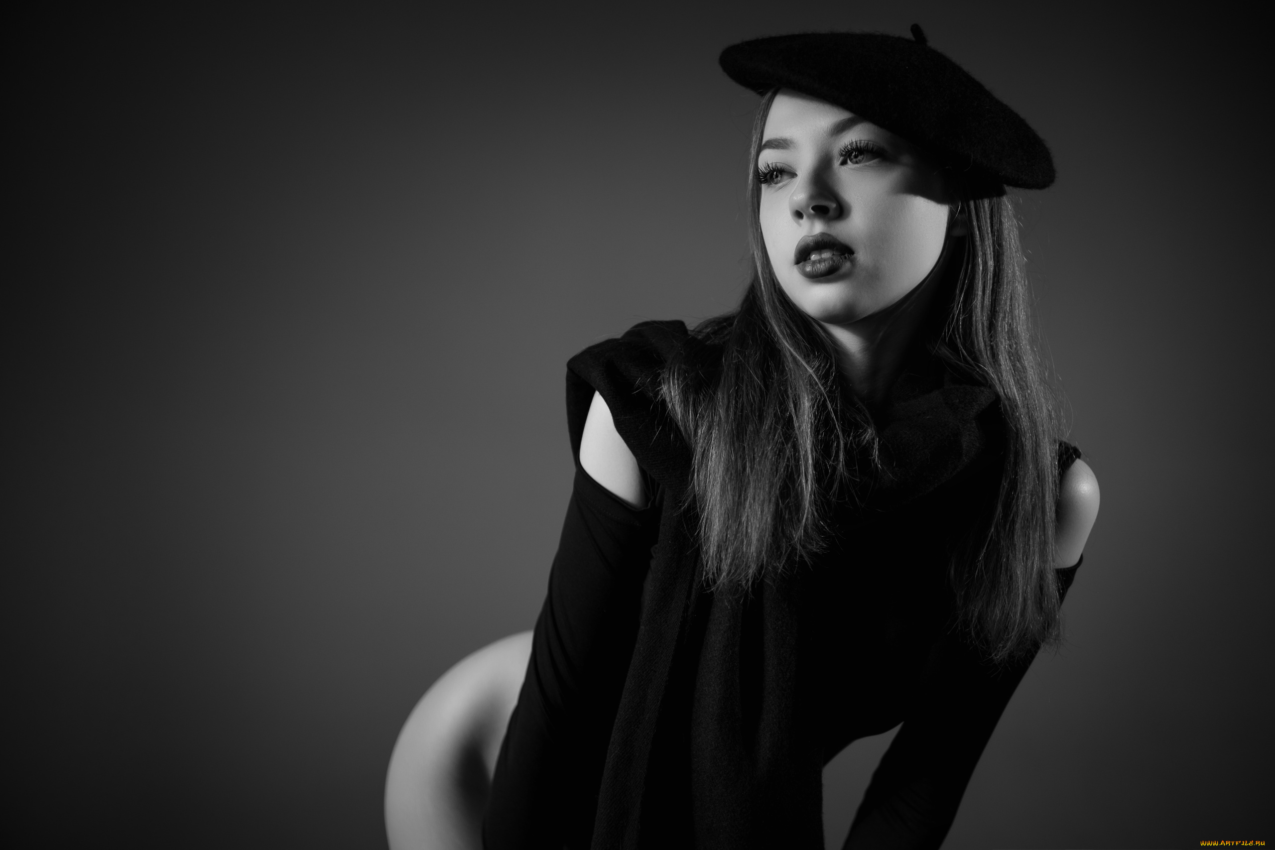 сексуальная, девушка, девушки, -, черно-белые, девушка, женщина, шатенка, темноволосая, сексуальная, модель, звезда, позирует, попа, грудь, ножки, разная, обувь, верхняя, стильная, одежда, нижнее, эротическое, бельё, трусы, лифчик, колготки, чулки, аксессуары, макияж, и, множество, элементов, на, фотографии