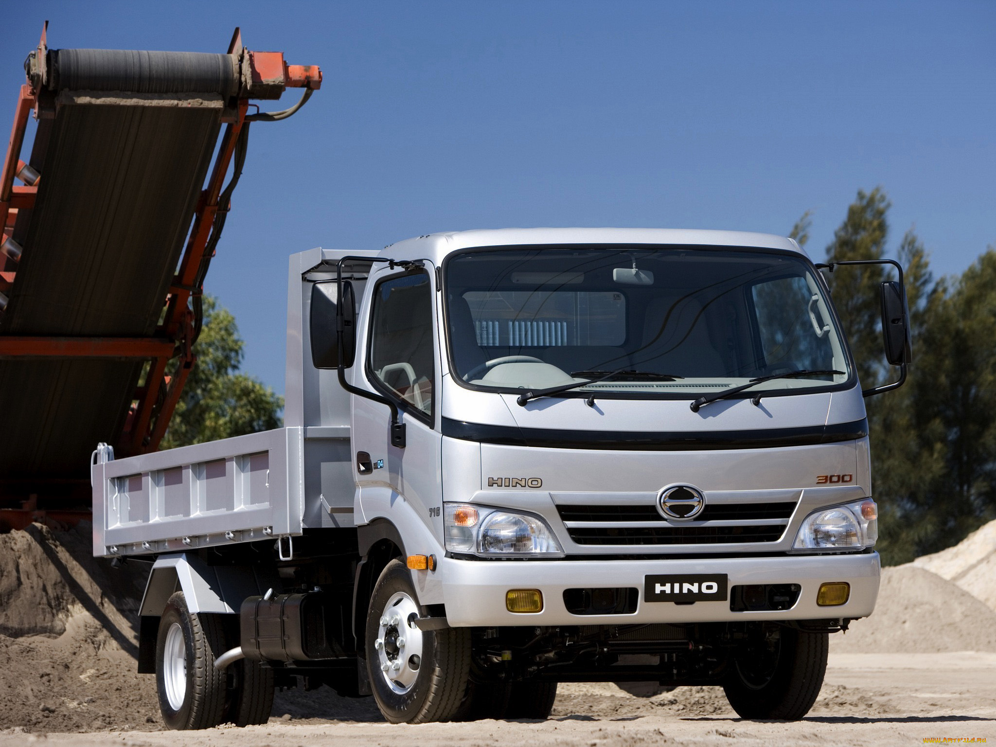 автомобили, hino