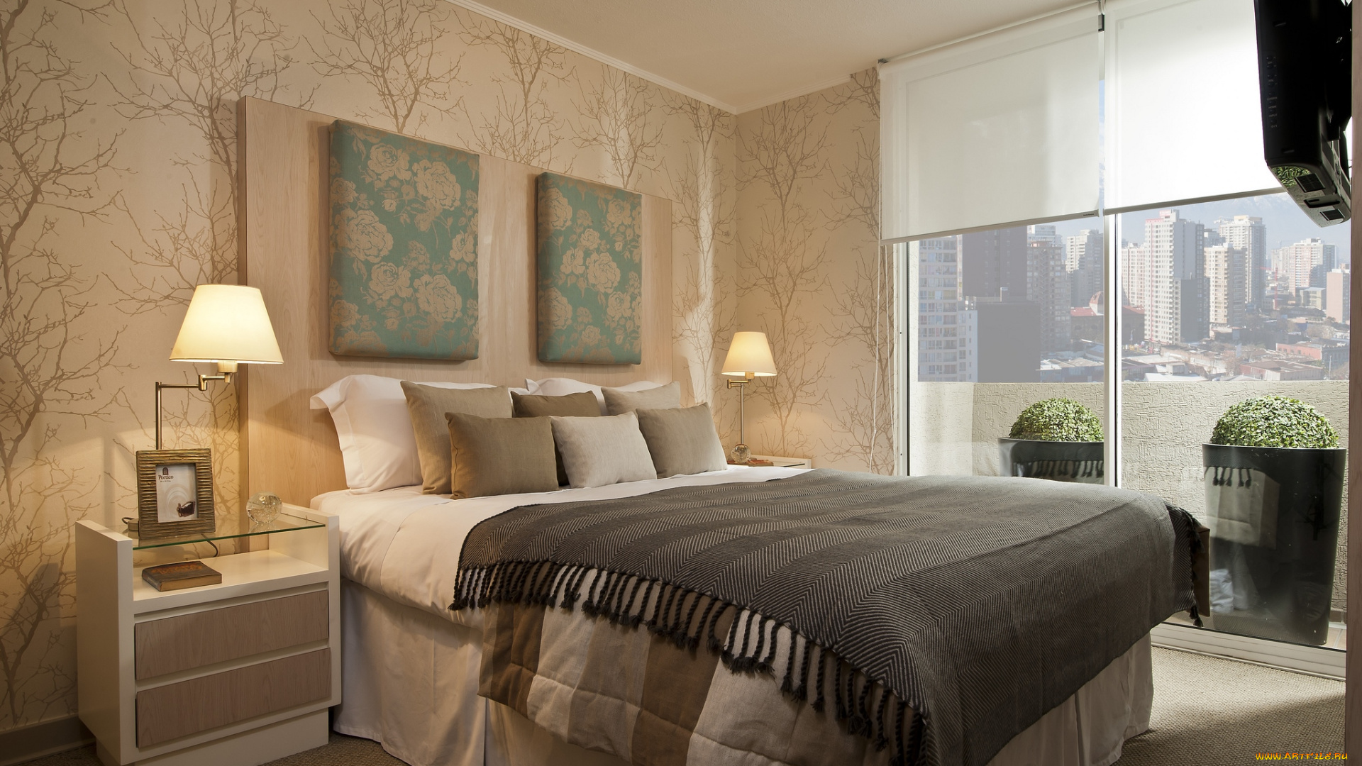 интерьер, спальня, кровать, подушки, отделка