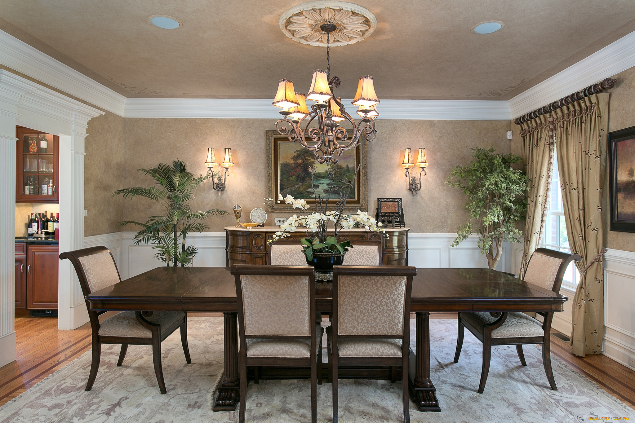 интерьер, столовая, стол, стулья, люстра