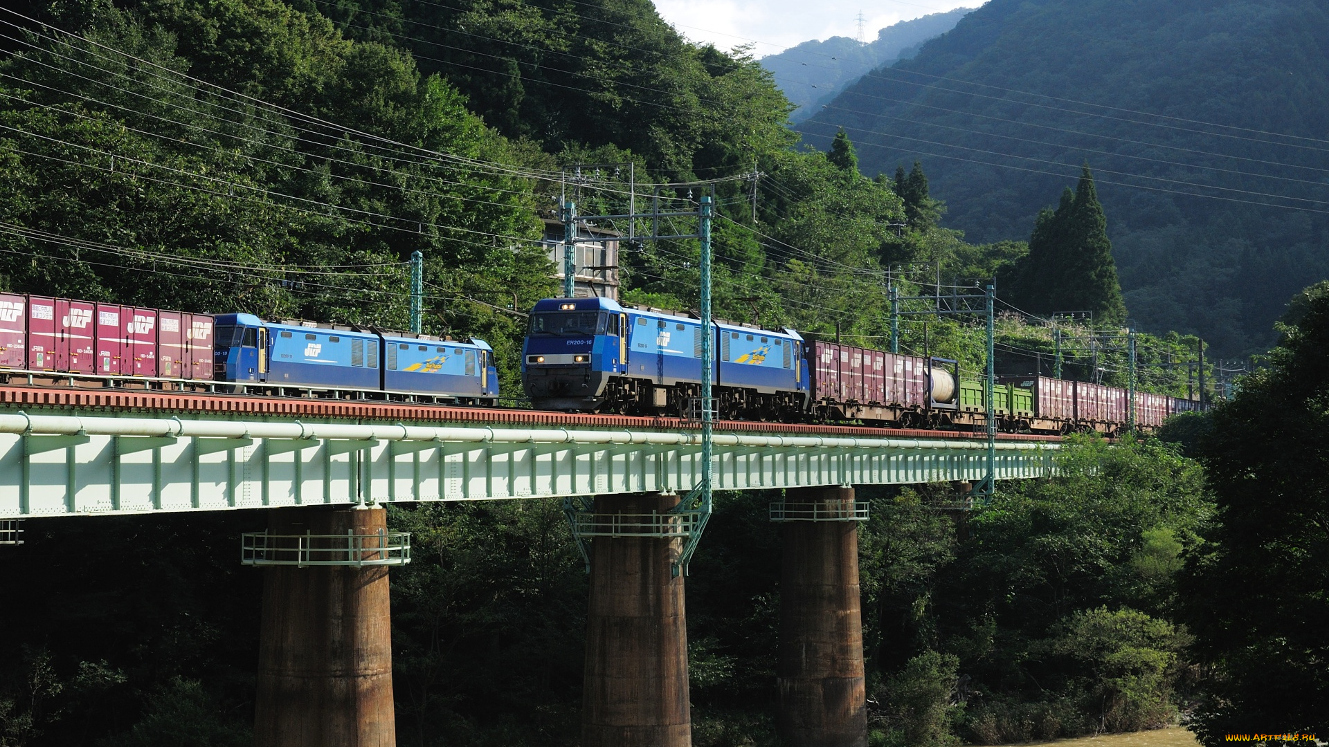 техника, поезда, вагоны, мост, горы, лес, река
