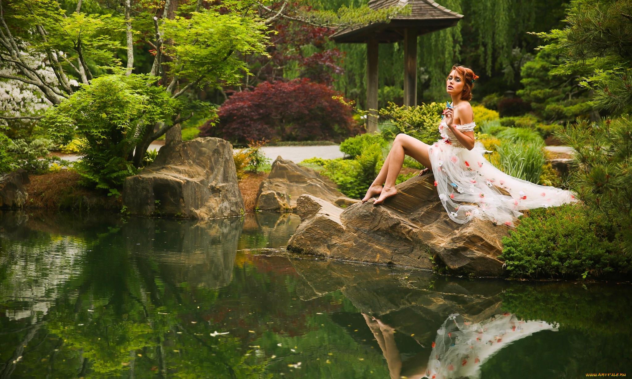 девушки, elizabeth, hassell, модель, пруд, настроение, отражение, elizabeth, hassell, природа, парк, поза