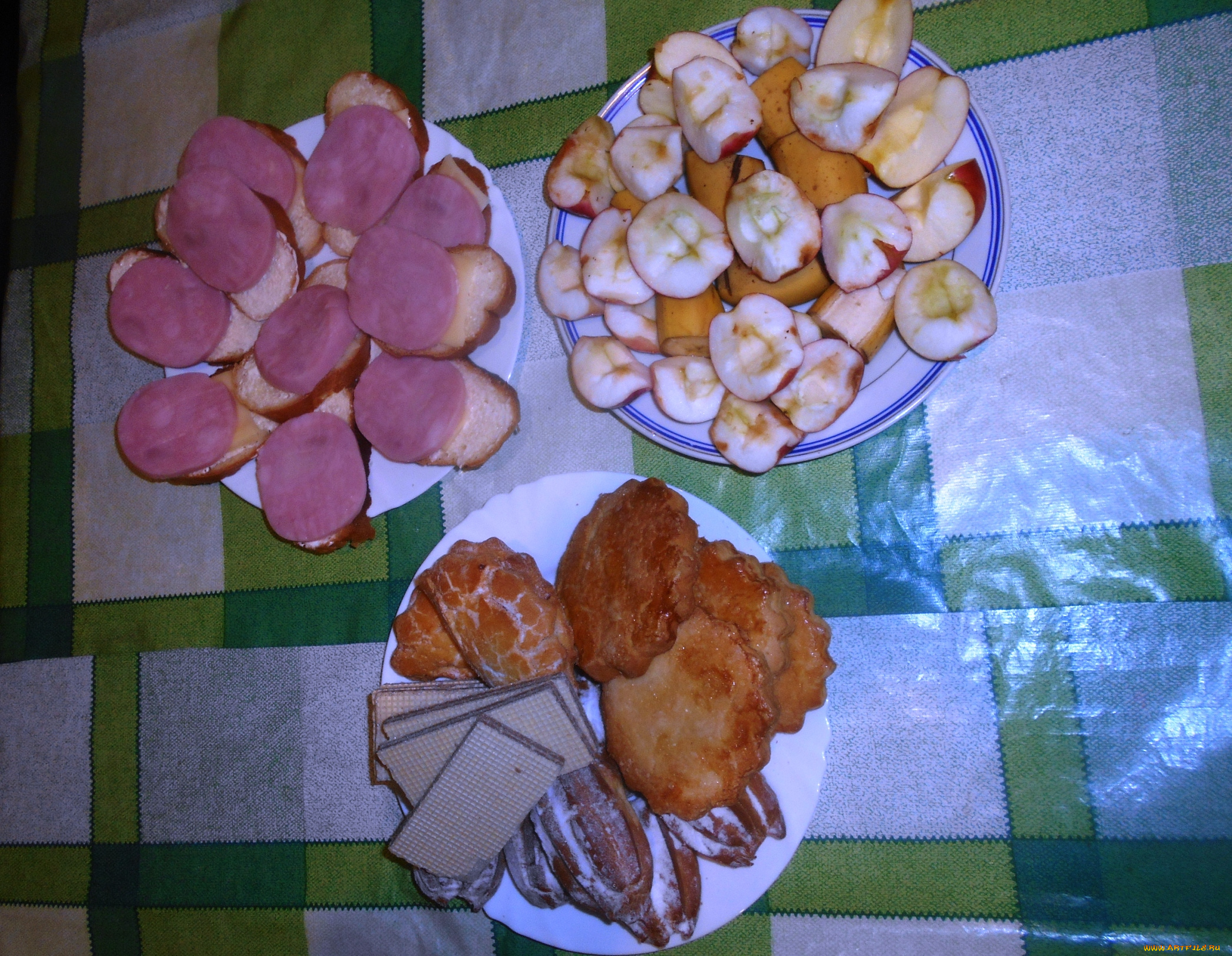 еда, бутерброды, , гамбургеры, , канапе, колбаса, хлеб, сыр, вафли, печенье, яблоки, бананы