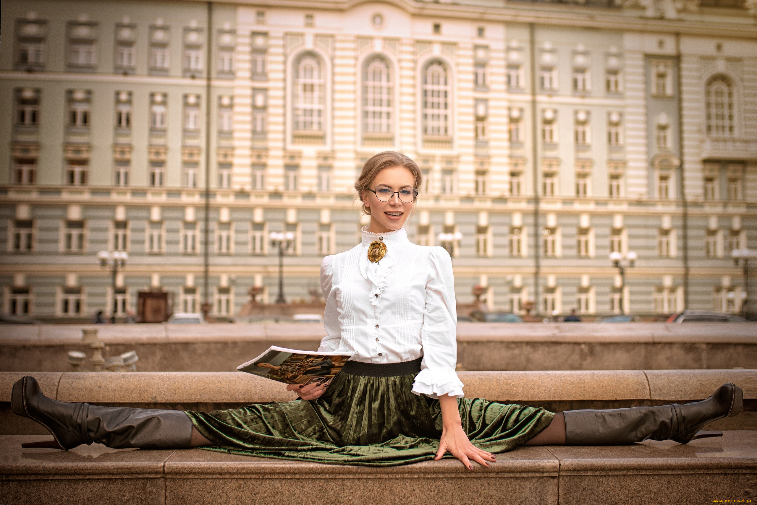 девушка, -, girl, девушки, -, брюнетки, , шатенки, девушка, женщина, шатенка, темноволосая, сексуальная, модель, звезда, позирует, разная, обувь, верхняя, стильная, одежда, нижнее, эротическое, бельё, трусы, лифчик, колготки, чулки, аксессуары, макияж, и, множество, элементов, на, фотографии