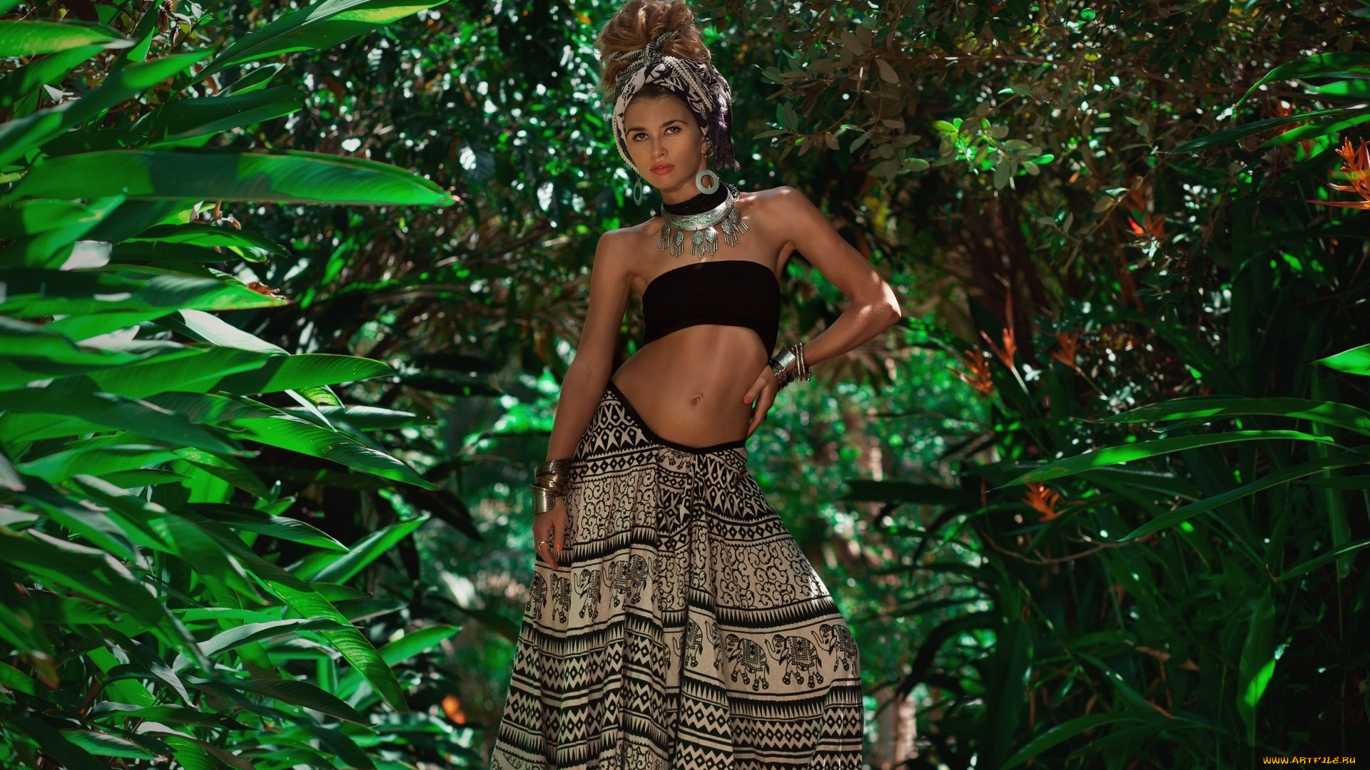 девушки, -, рыжеволосые, и, разноцветные, украшения