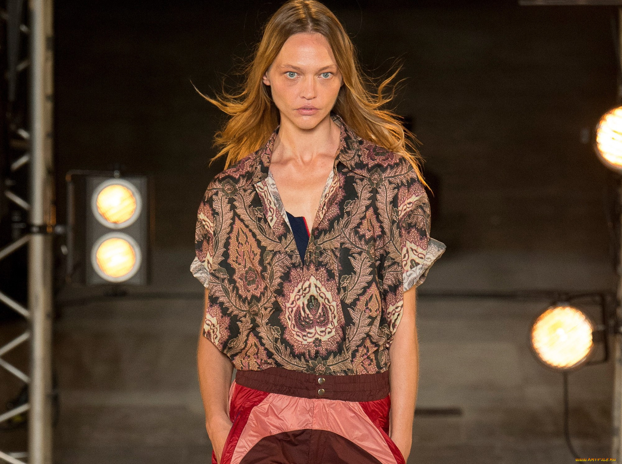 девушки, саша, пивоварова, модель, наряд, софиты, подиум