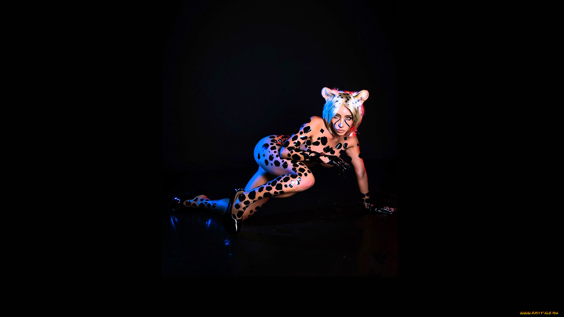 девушки, nonsummerjack, образ, косплей, ушки, пятна, перчатки, черный, фон