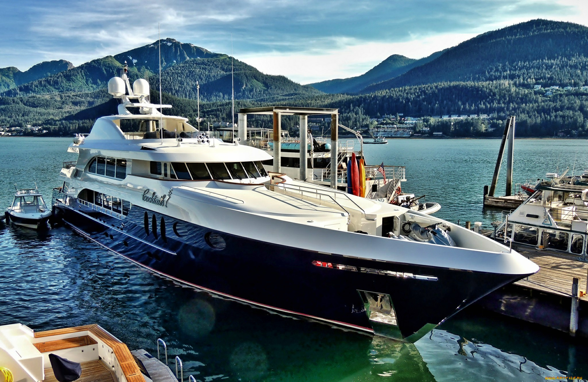 корабли, Яхты, суперяхта