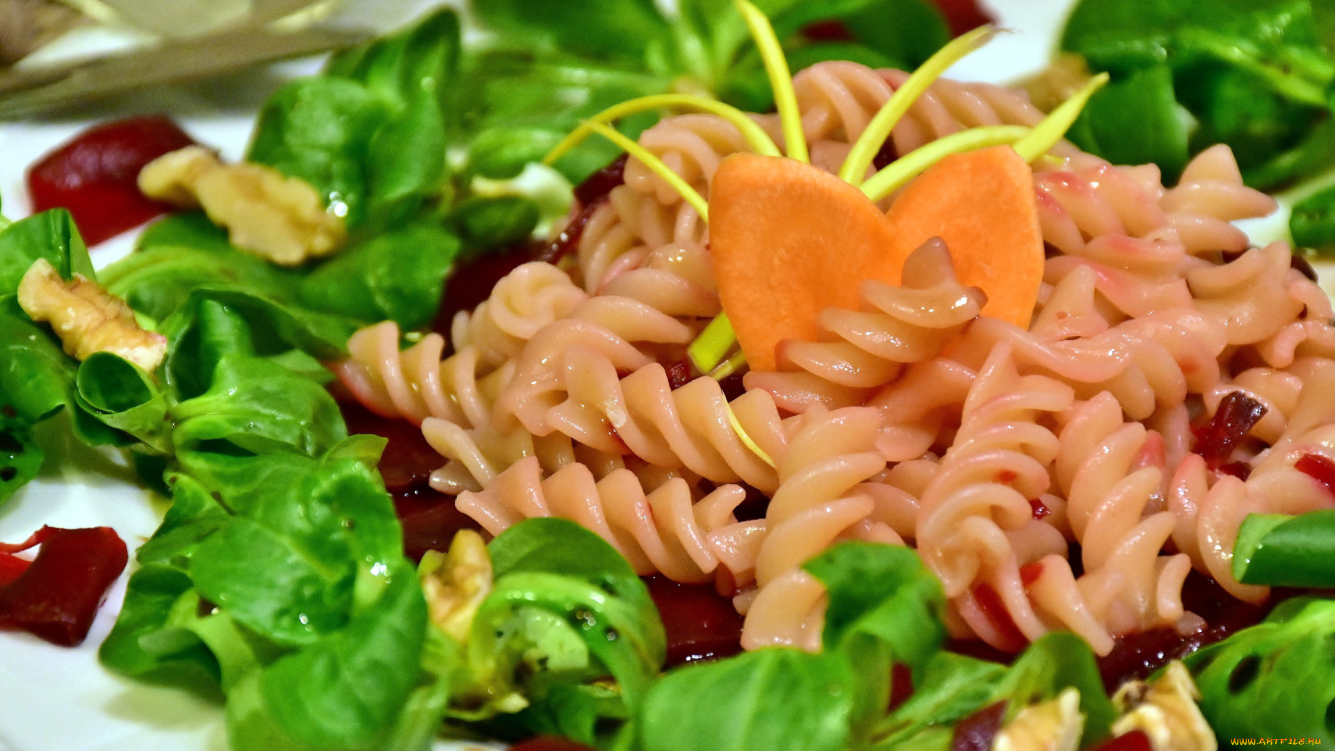 еда, макаронные, блюда, зелень, спиральки, соус