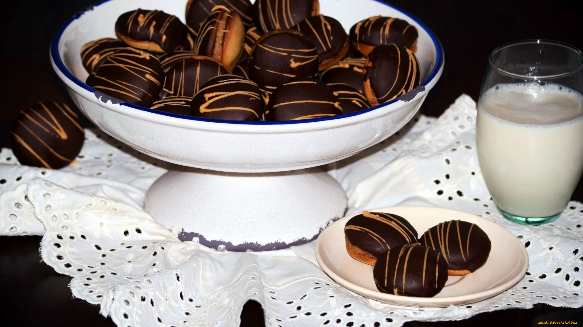 еда, пирожные, , кексы, , печенье, шоколадные, ваза, молоко