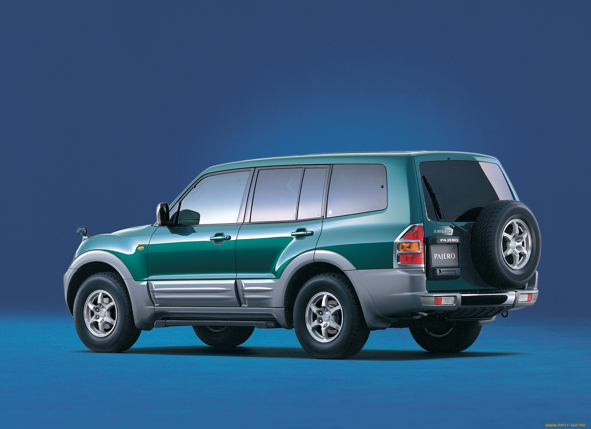 автомобили, mitsubishi