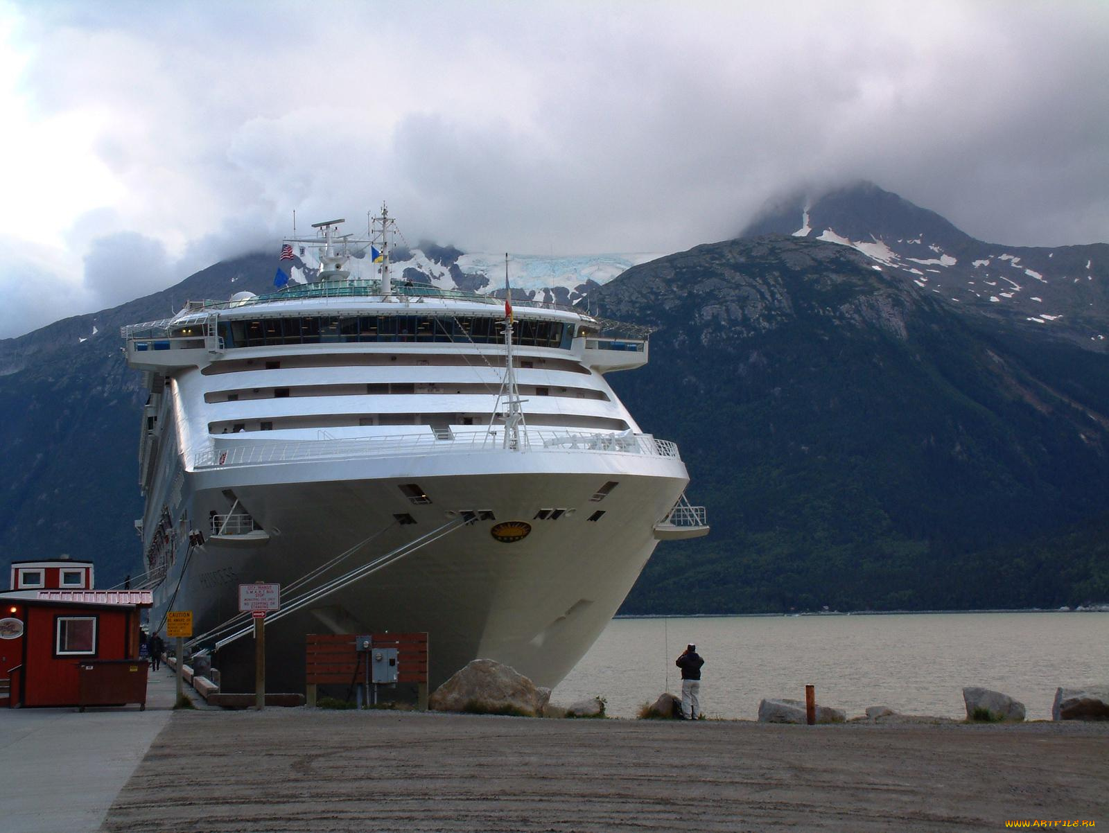 корабли, лайнеры