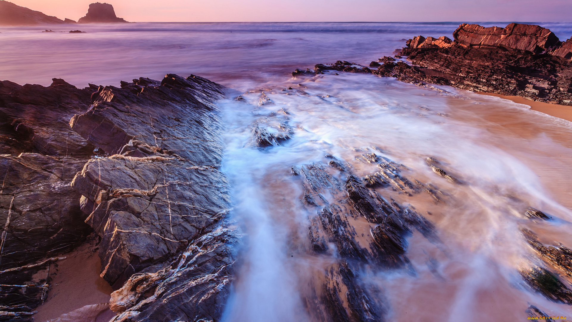 природа, побережье, море, камни, скалы, волны, пена, закат, небо