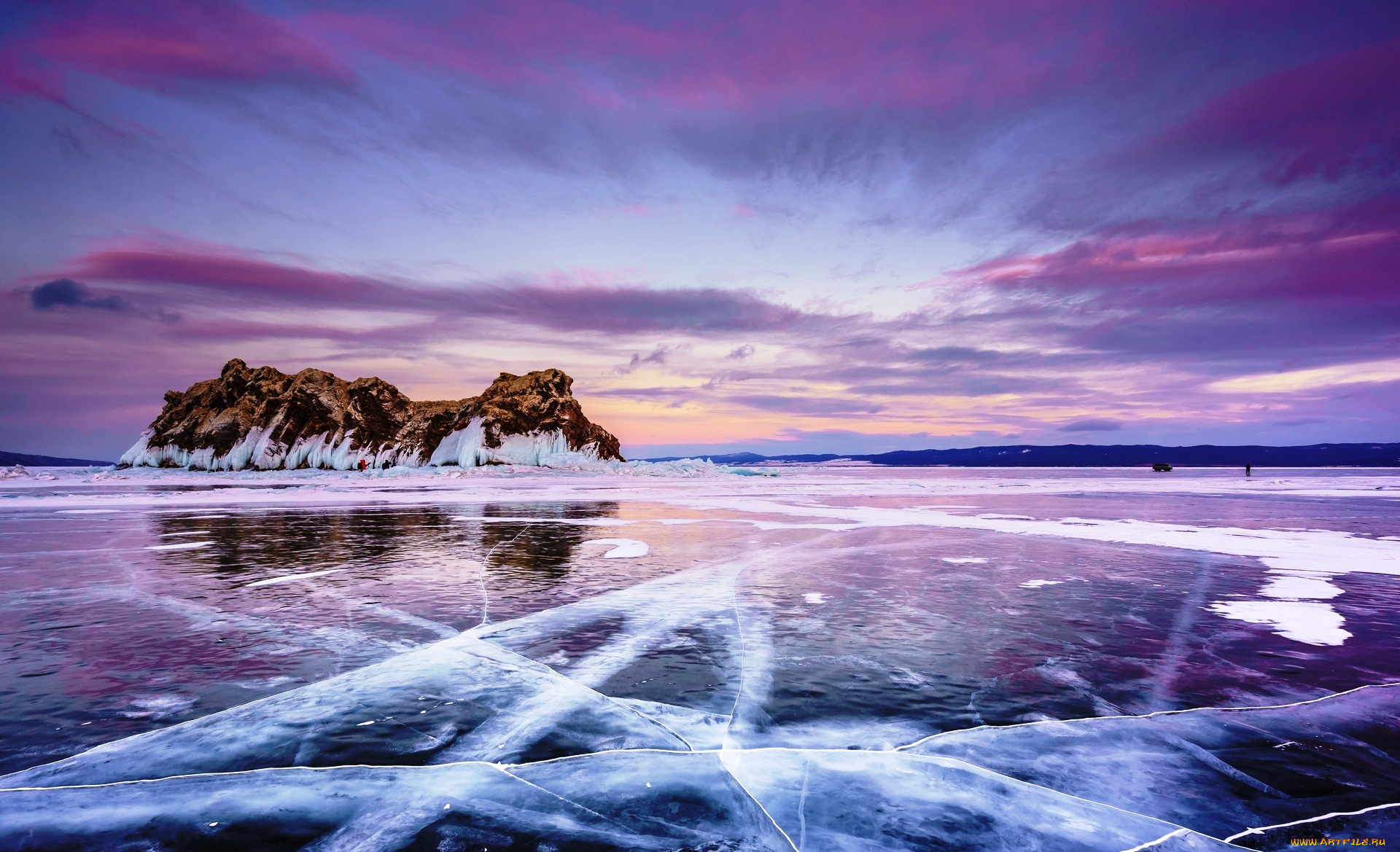 скала, еленка, , байкал, природа, реки, озера, озеро, лед, зима, остров, небо, облака, закат