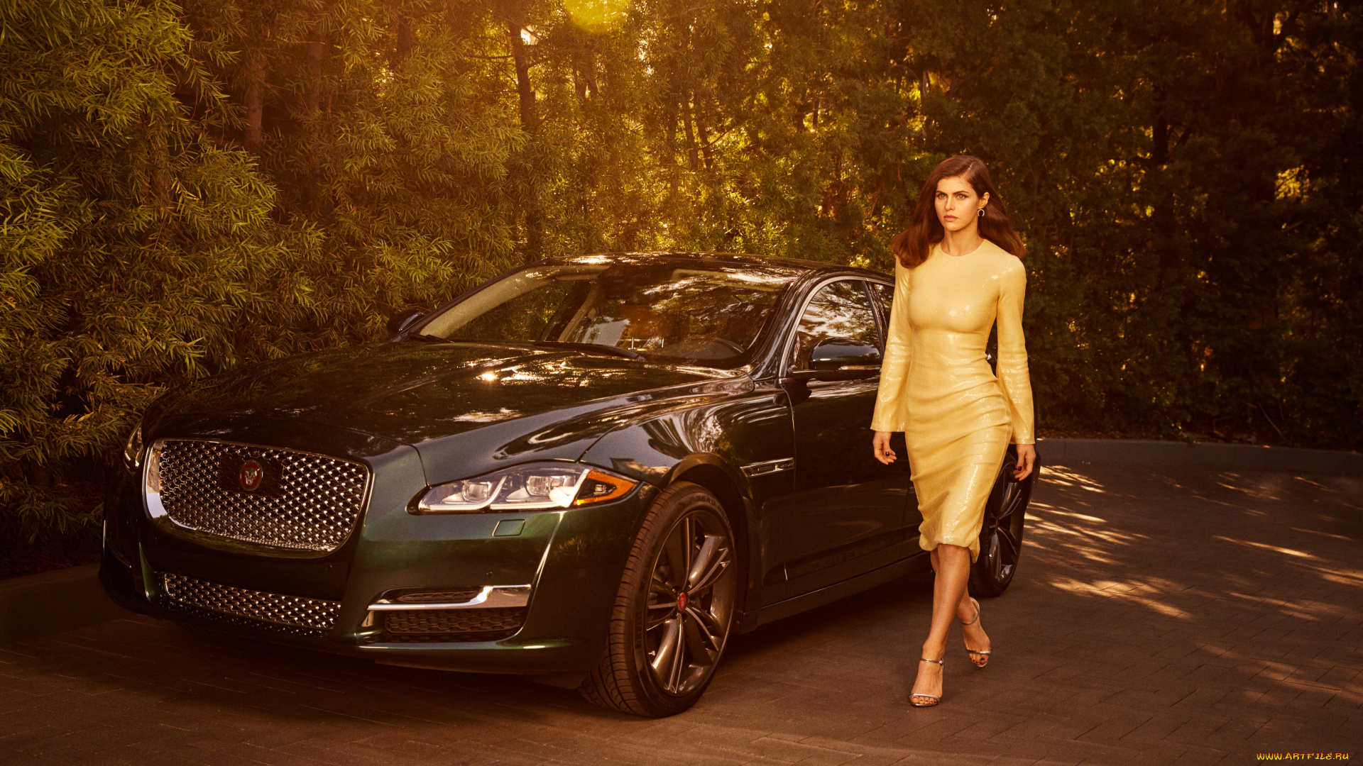 alexandra, daddario, &, 2019, jaguar, xj, collection, se, автомобили, -авто, с, девушками, 2019, jaguar, xj, collection, special, edition, актриса, александра, даддарио