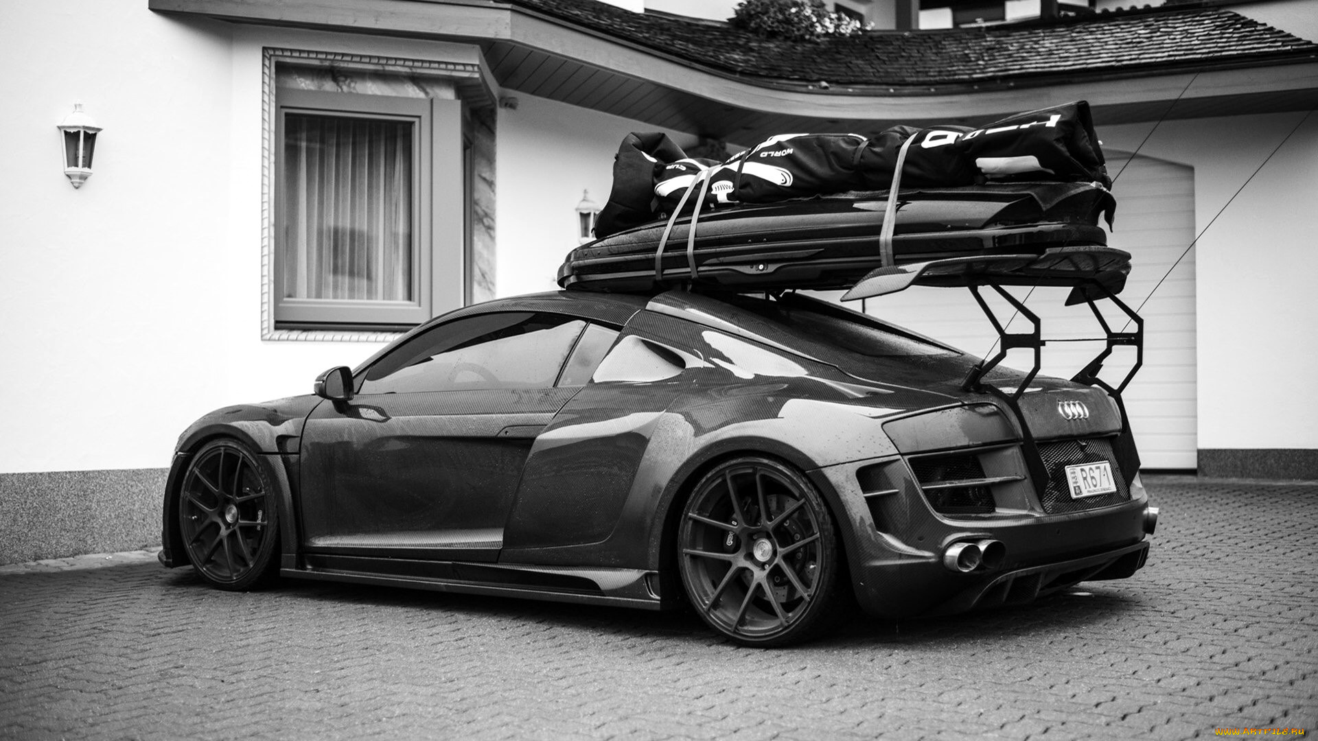 audi, r8, автомобили, audi, темный, груз, дом