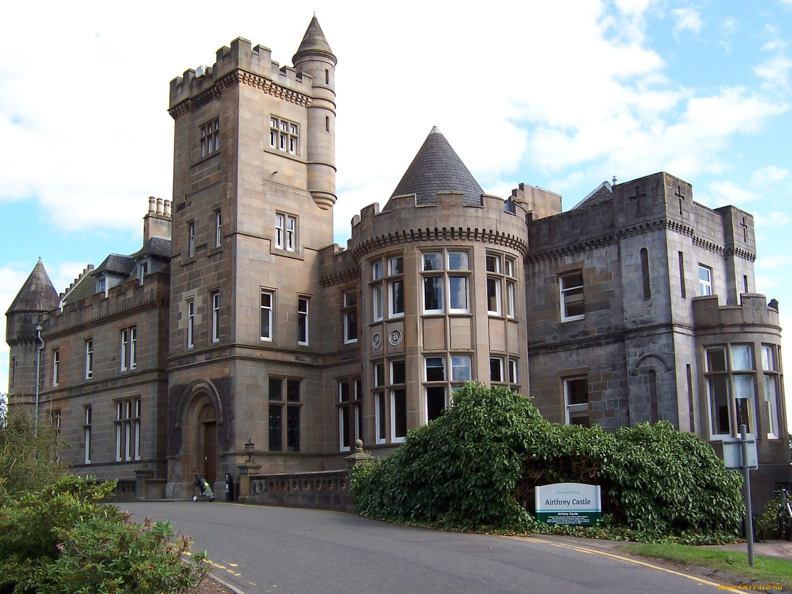 города, дворцы, замки, крепости